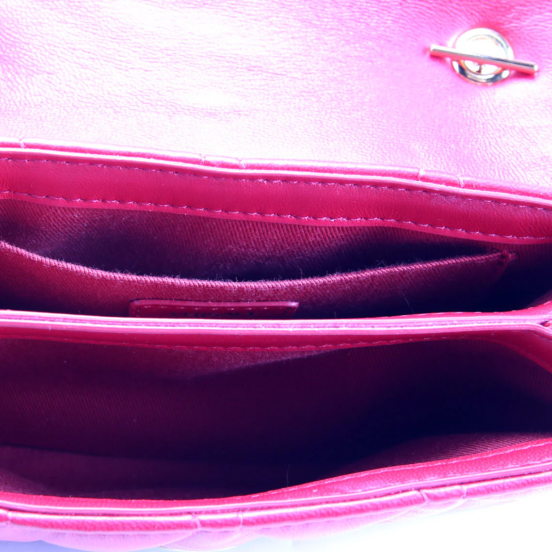 Kleio Quilted Mini Bag Red/Gold - Image 8