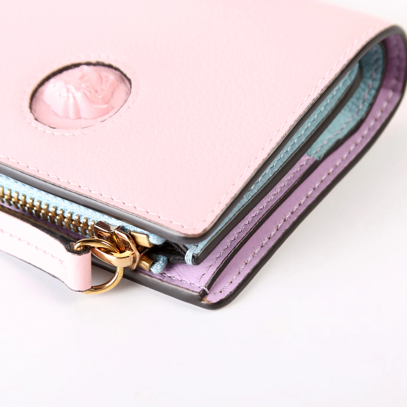 La Medusa Leather Bifold Wallet - Image 9