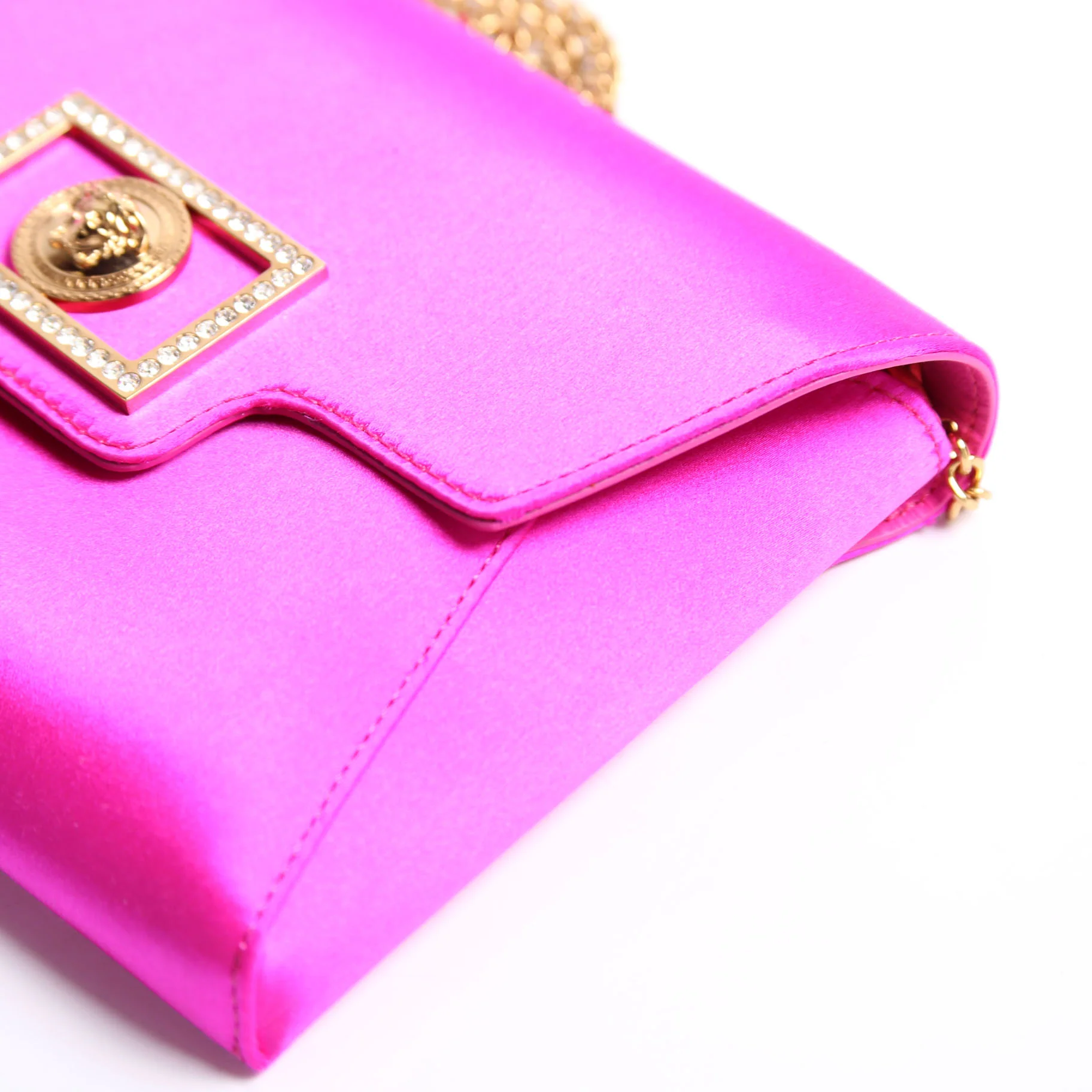 La Medusa Pouch On Chain Satin Pink - Image 5