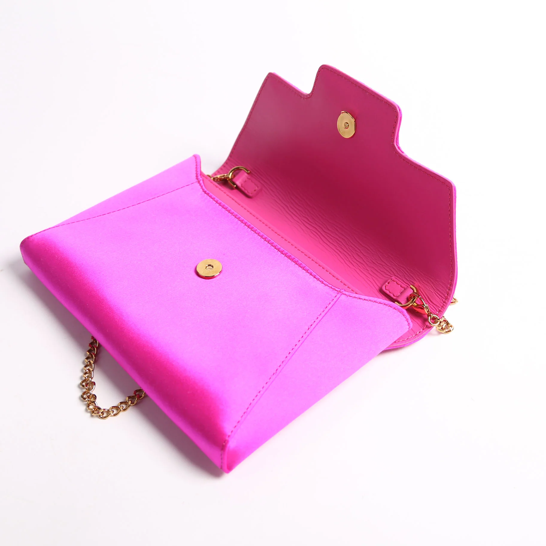 La Medusa Pouch On Chain Satin Pink - Image 7