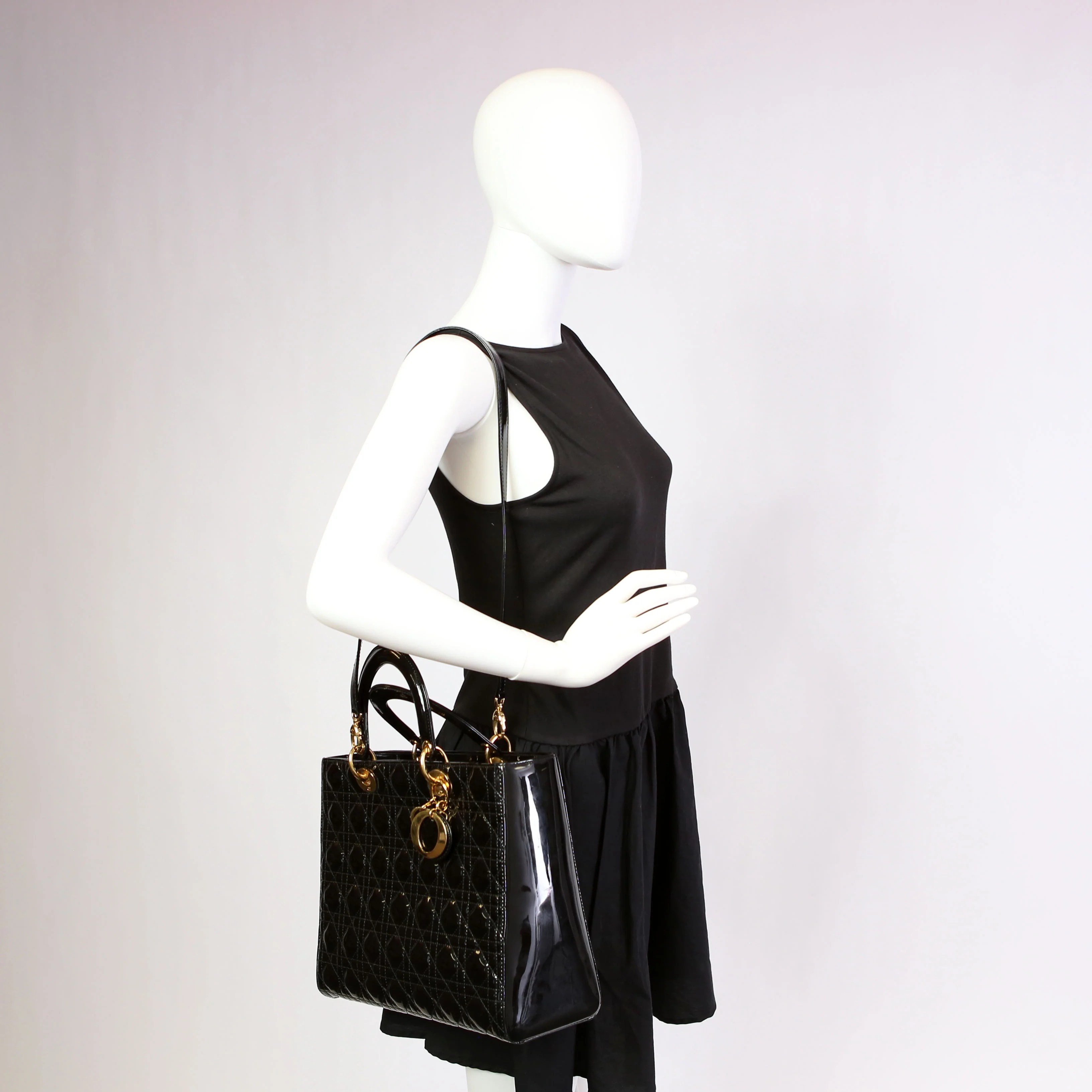 Lady Dior Large Patent Black - Image 14