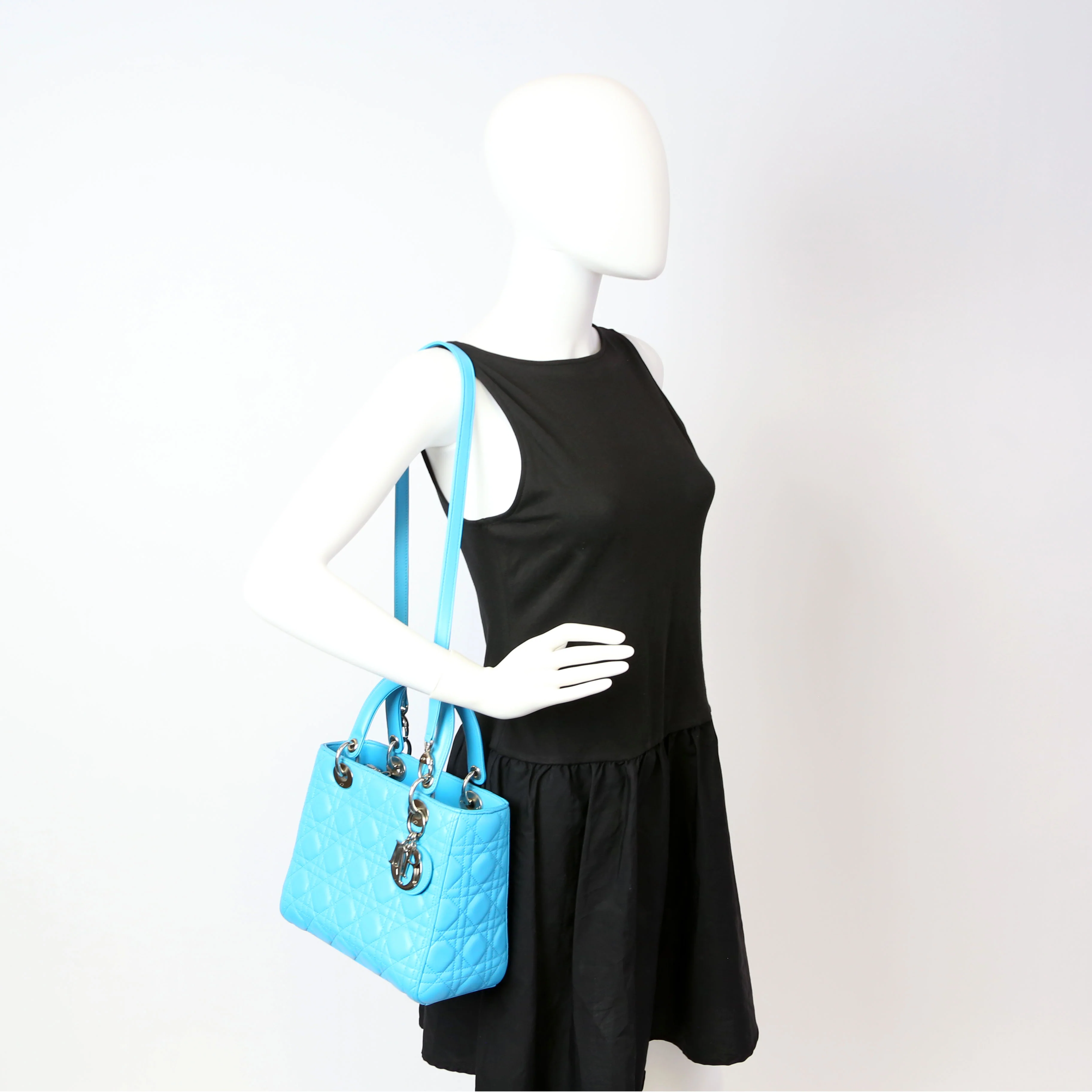 Lady Dior Medium Lambskin Blue - Image 13