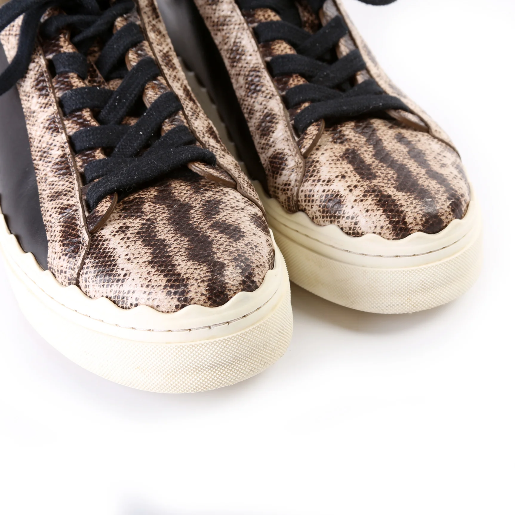 Lauren Leather Sneakers Size 37 - Image 7
