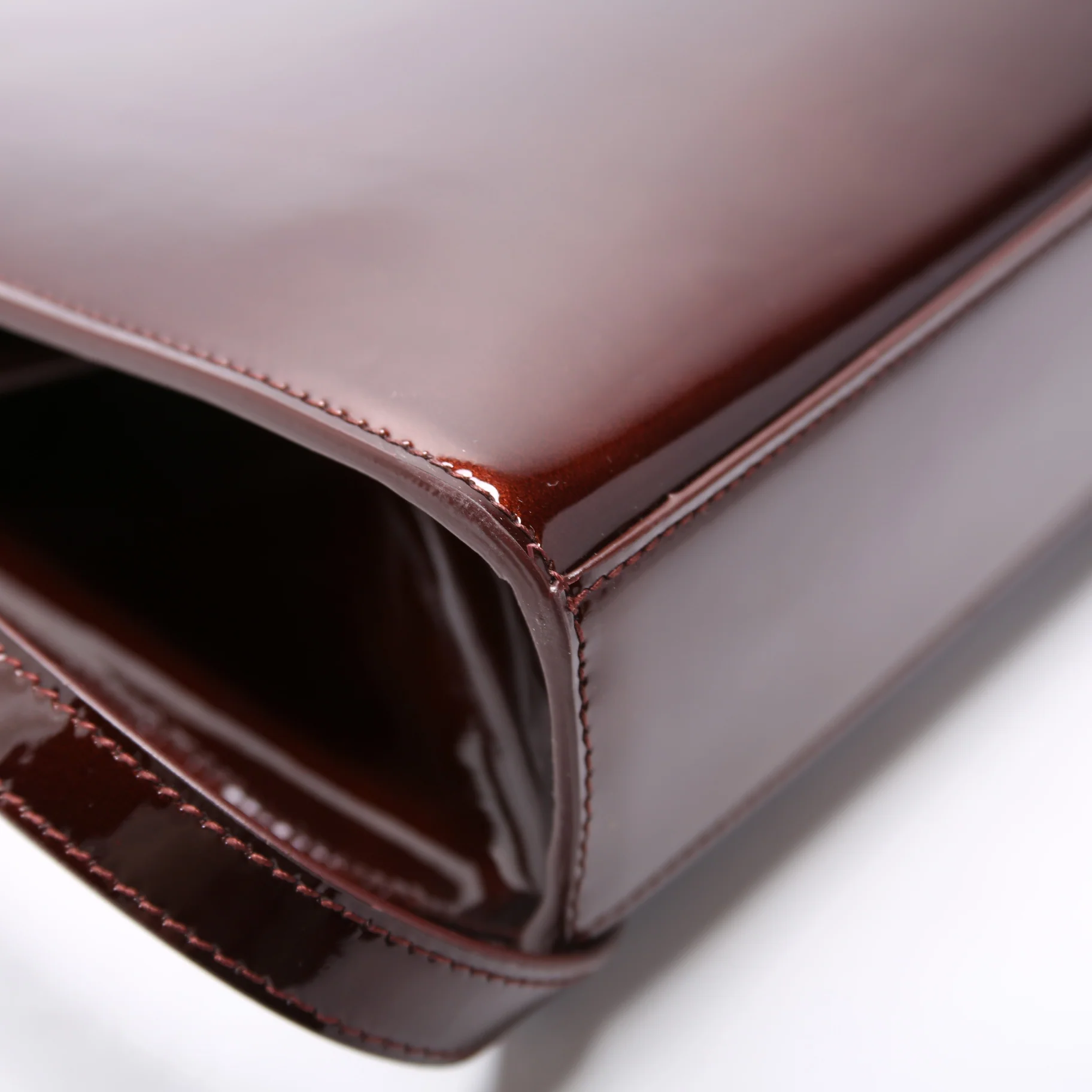 Le Anne-Marie Patent Leather Shoulder Bag - Image 5