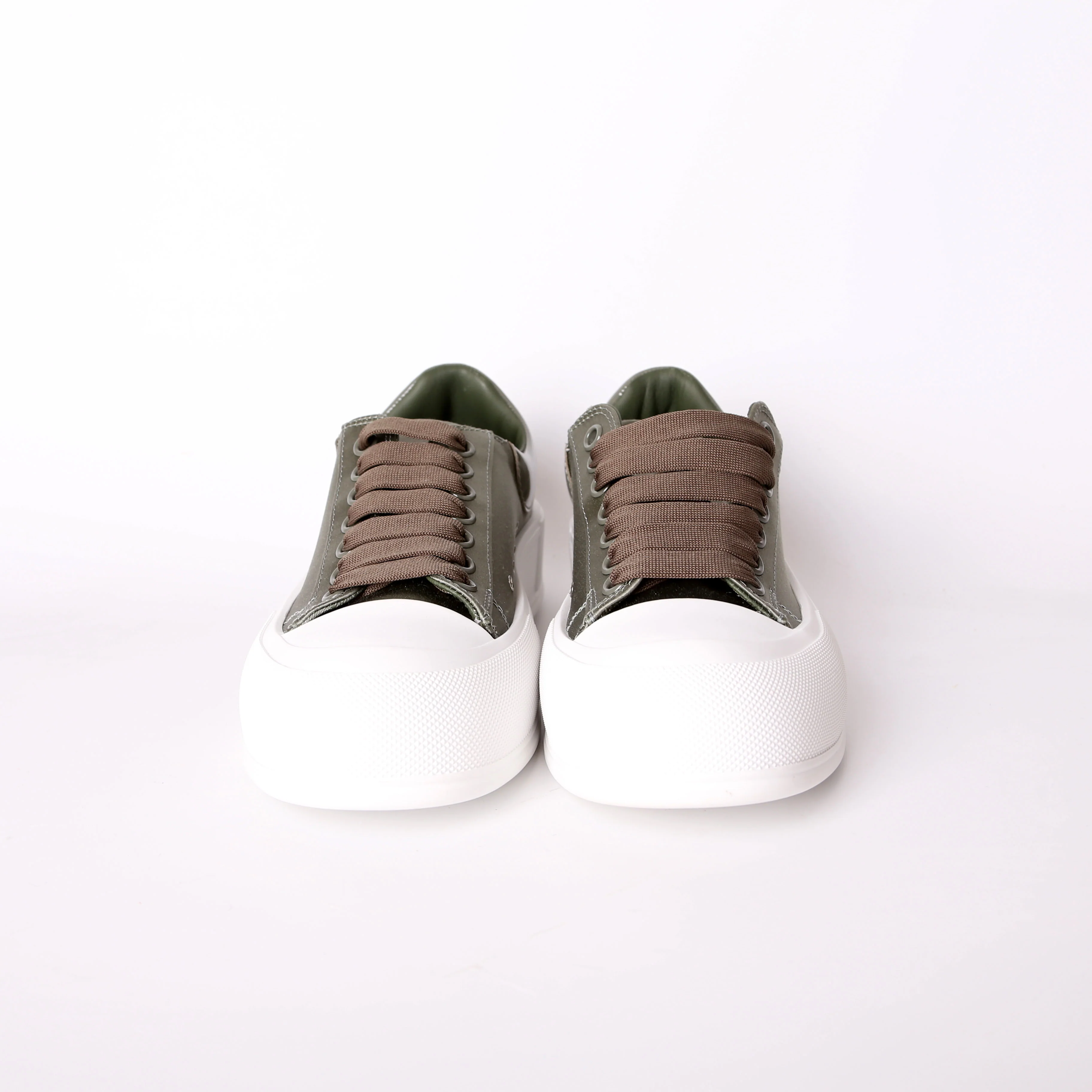 Leather Deck Sneakers Size 42.5 - Image 2