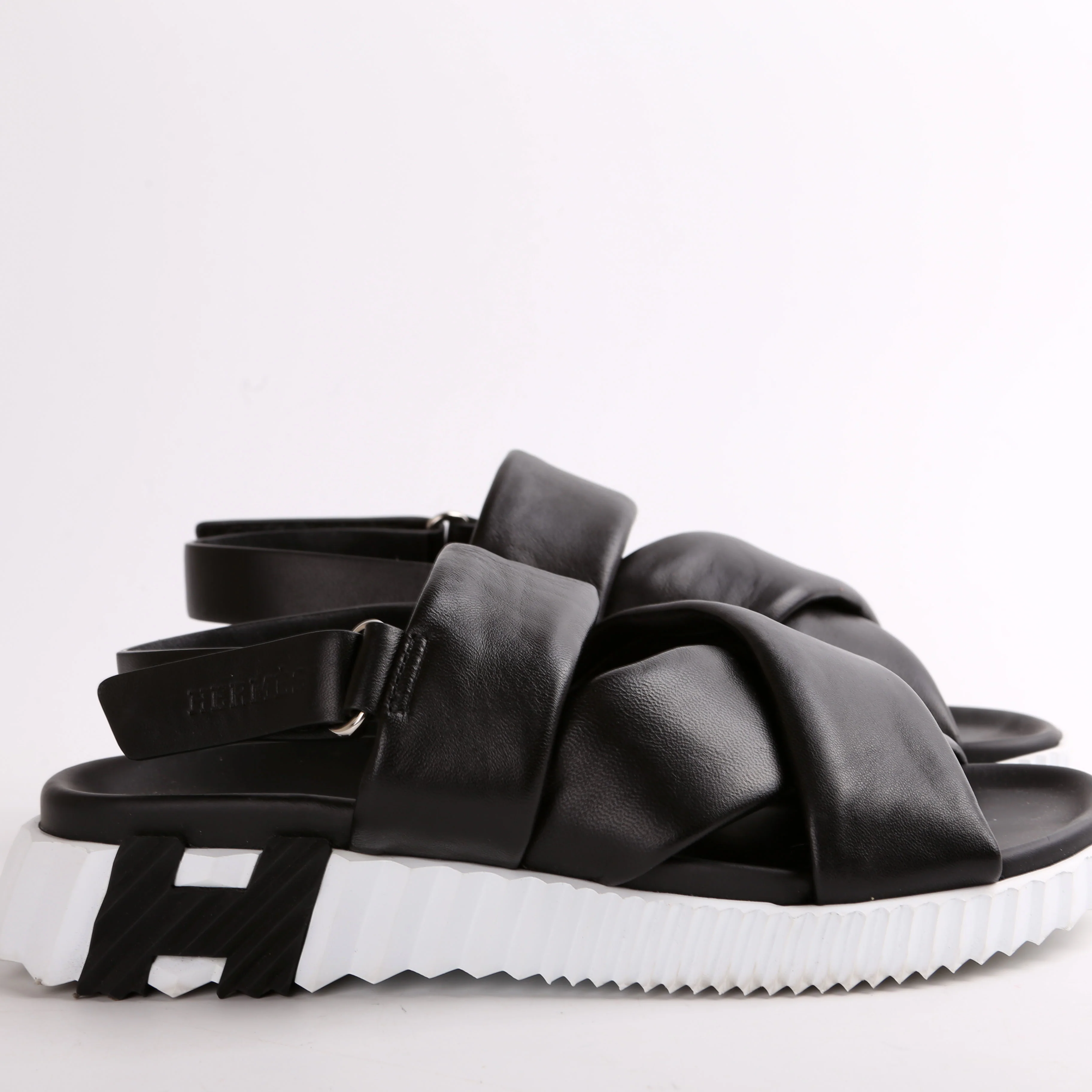 Leather Electric Sandals Size 38.5 - Image 4