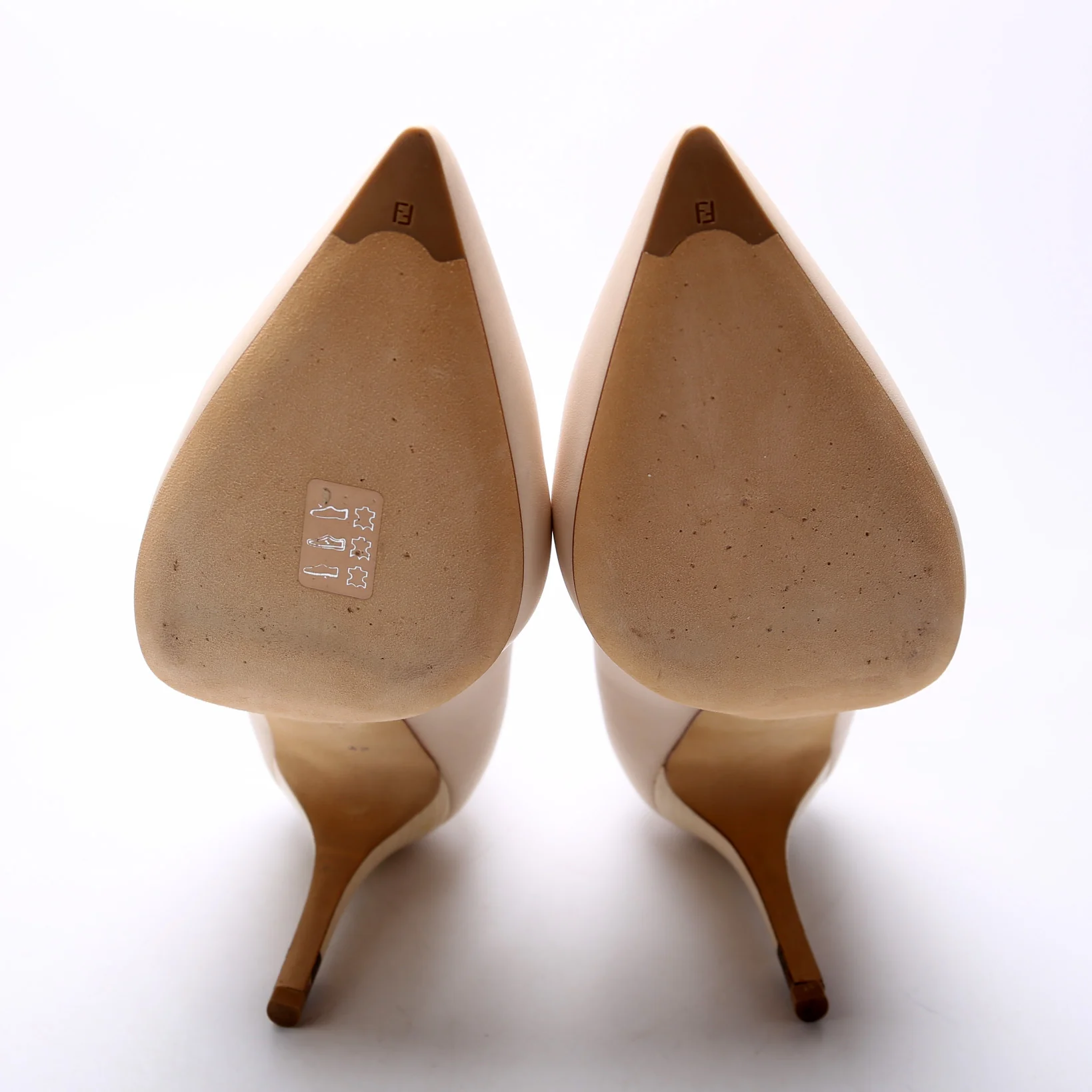 Leather Pointed Toe Pumps Size 39.5 - Image 9
