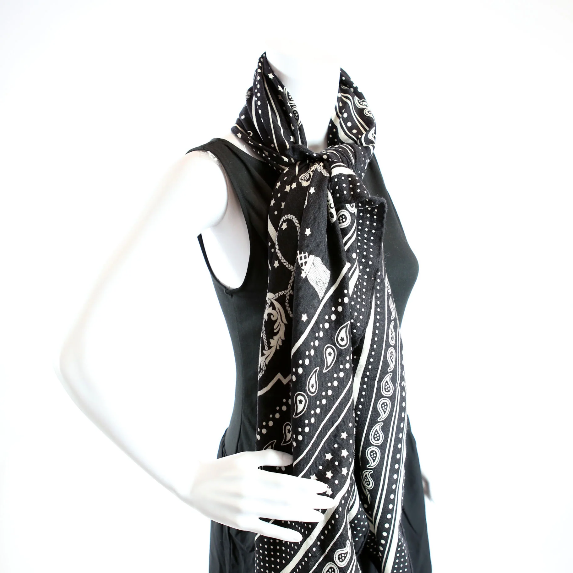 Les Cles Bandana Cashmere 140 Scarf Black/White - Image 7