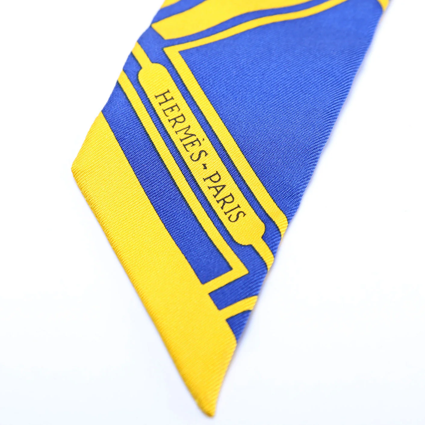 Les Coupes Tattoo Twilly Silk Blue/Yellow - Image 5