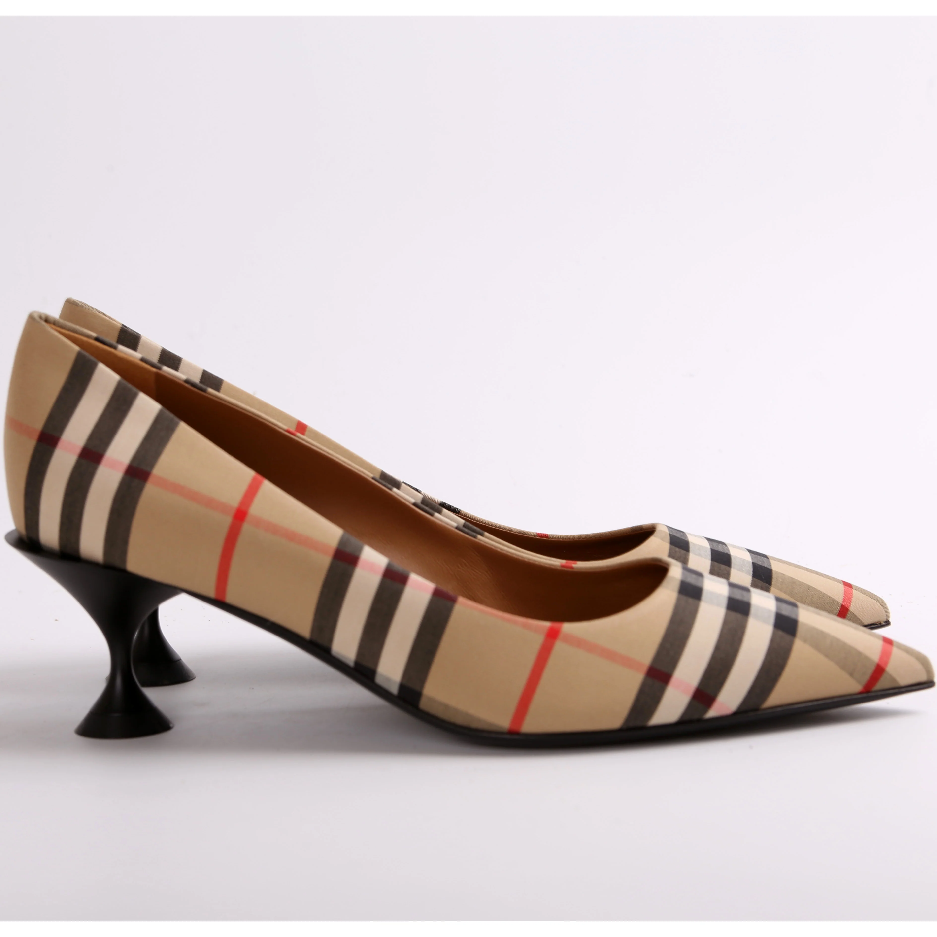 Lillyton Pointed Toe Pumps Size 38 - Image 4
