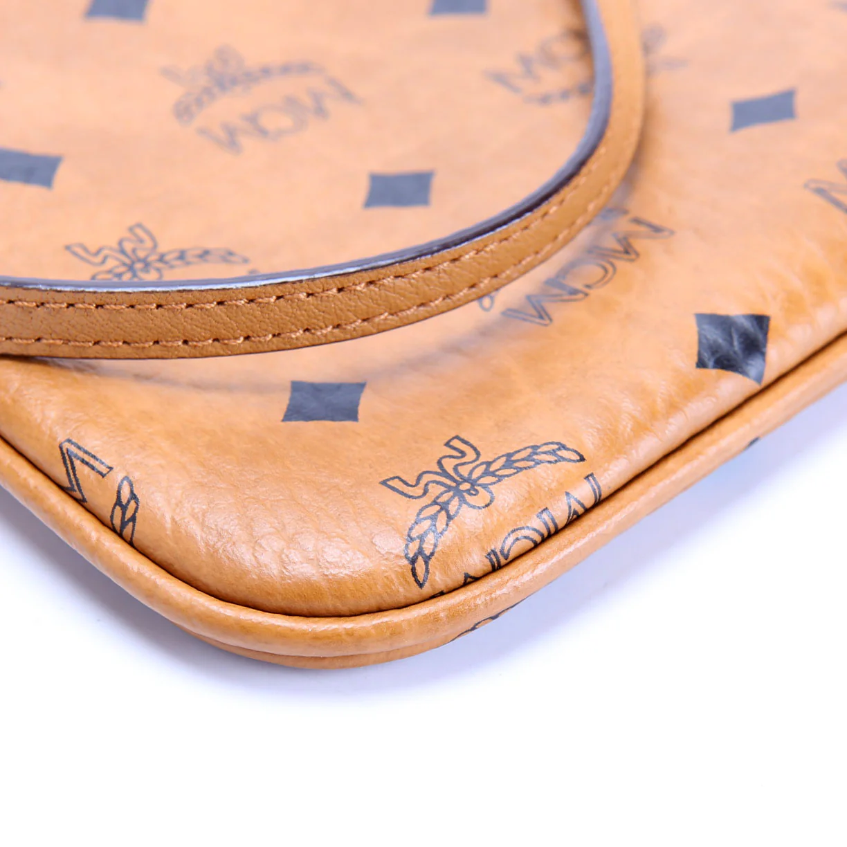 Liz Pouch Only Brown - Image 5