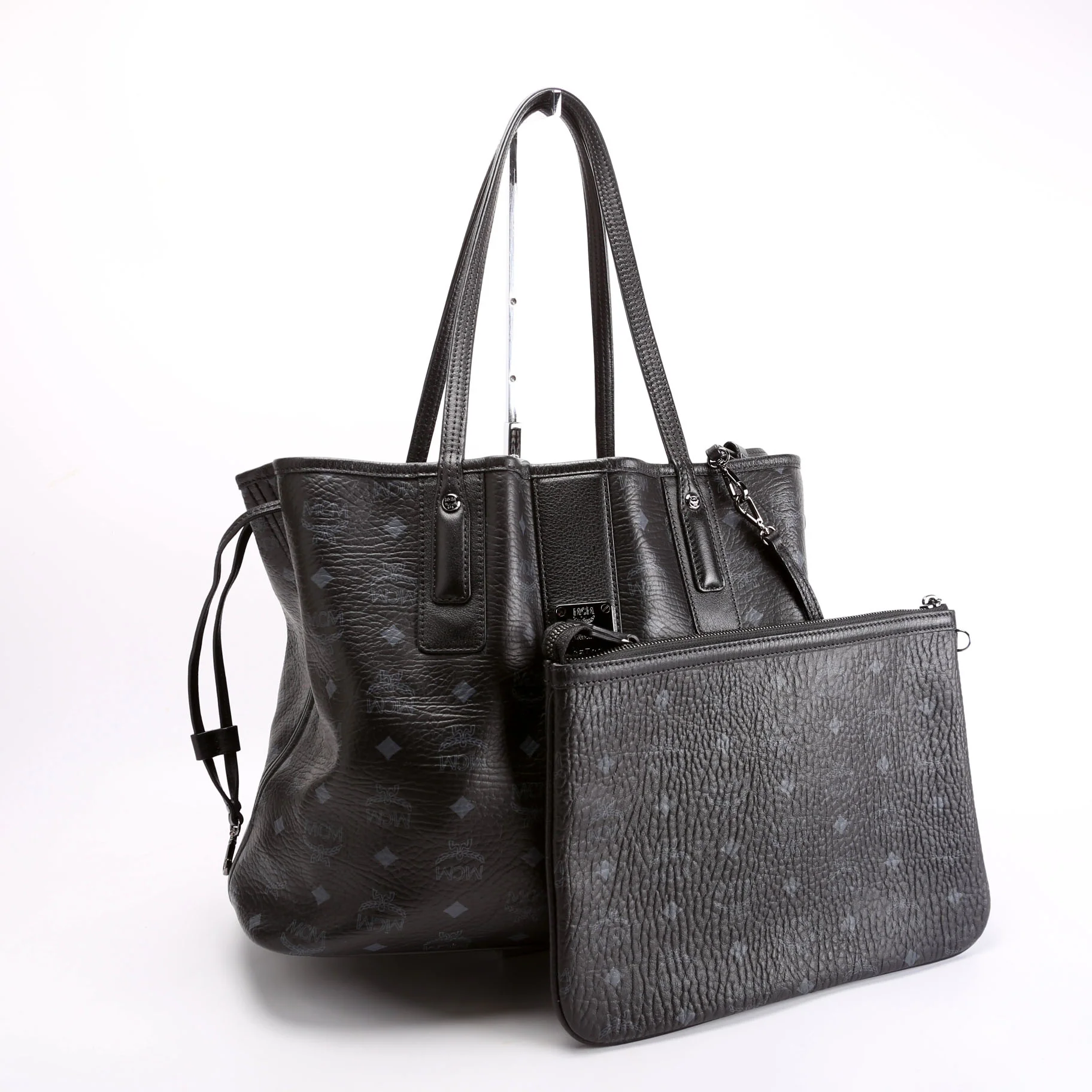 Liz Tote Reverse With Pouch Medium Black - Image 2