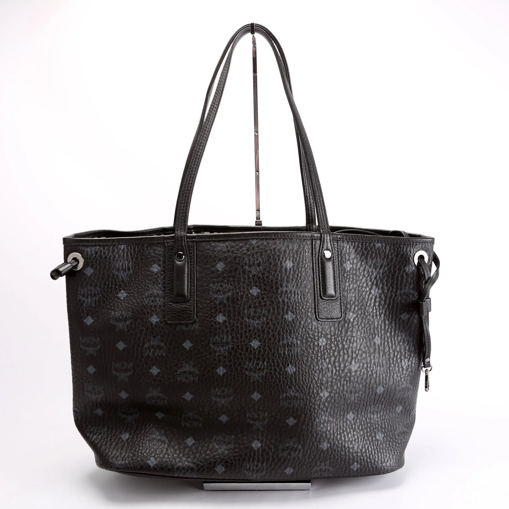 Liz Tote Reverse With Pouch Medium Black - Image 3