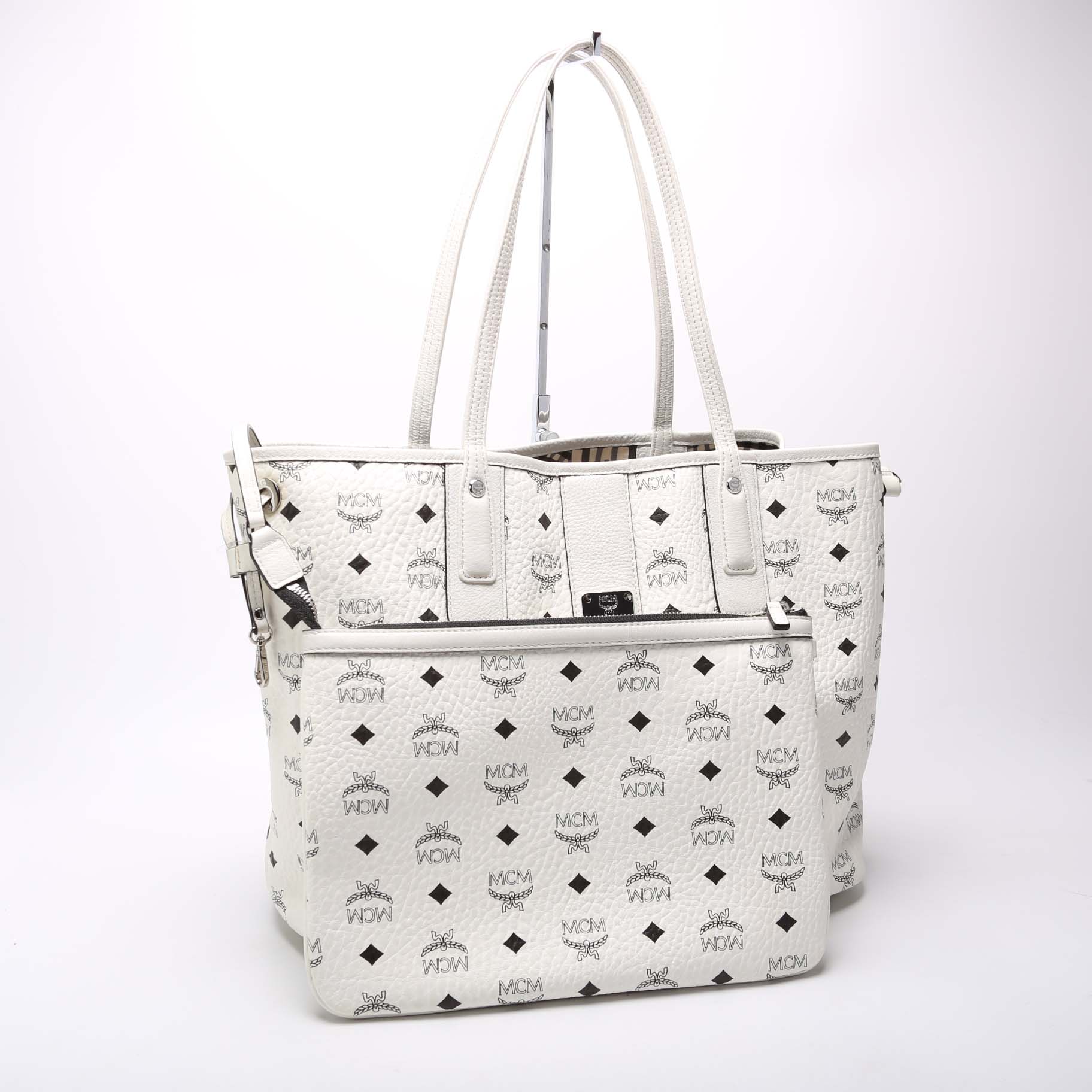 Liz Tote Reversible W/Pouch Medium - Image 2