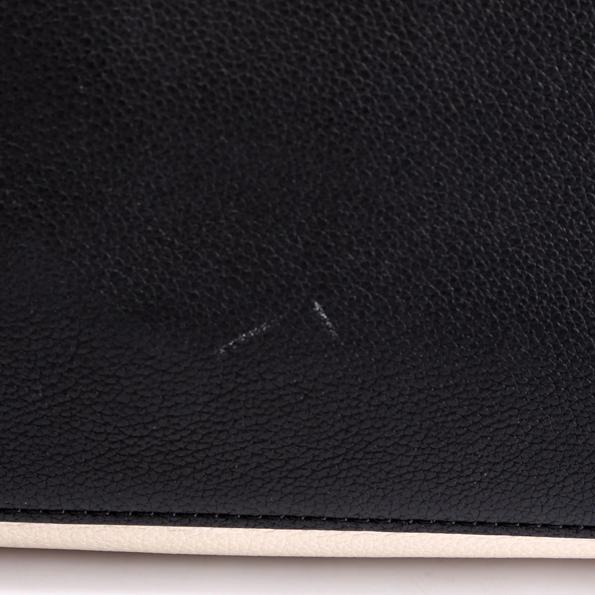 Lockme Go Tote Cream/Black - Image 5