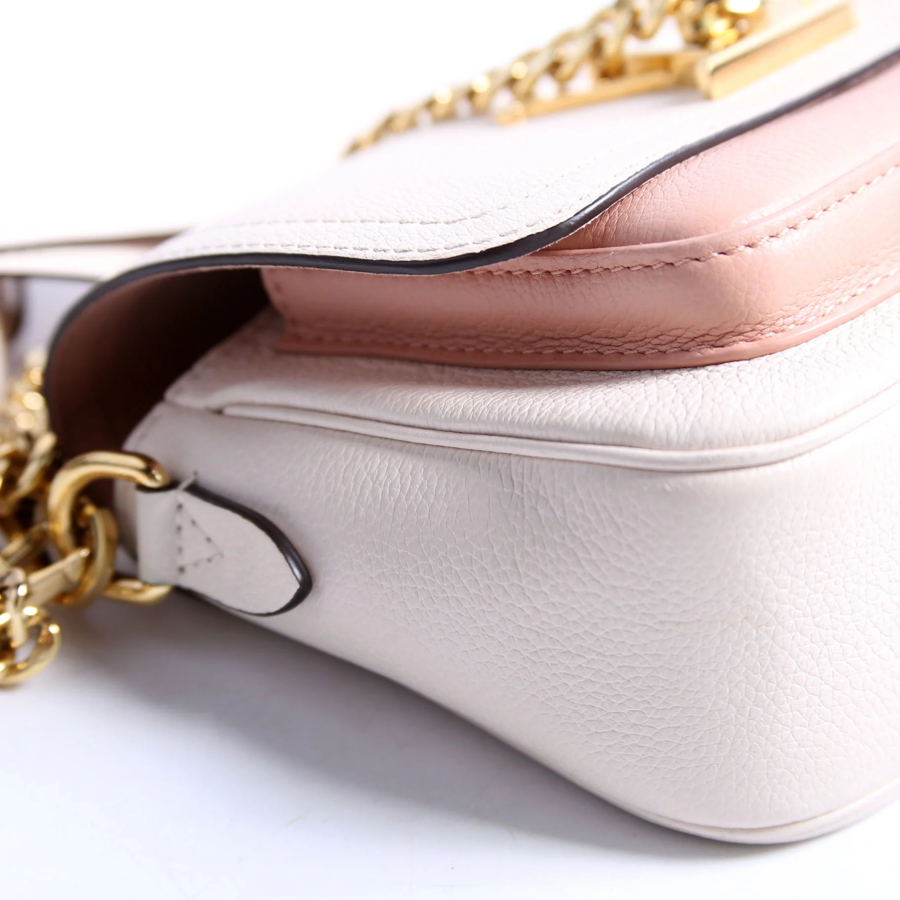 LockMe Tender Supple Calfskin Cream/Pink - Image 4
