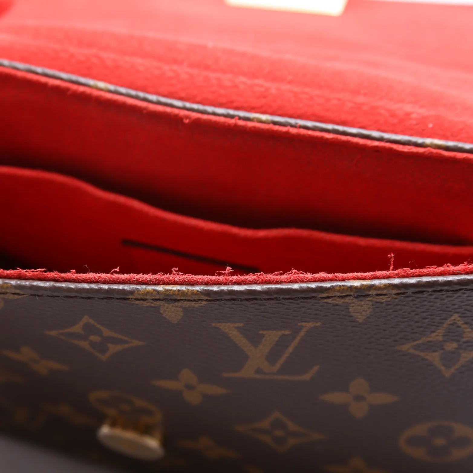 Locky BB Monogram - Image 11