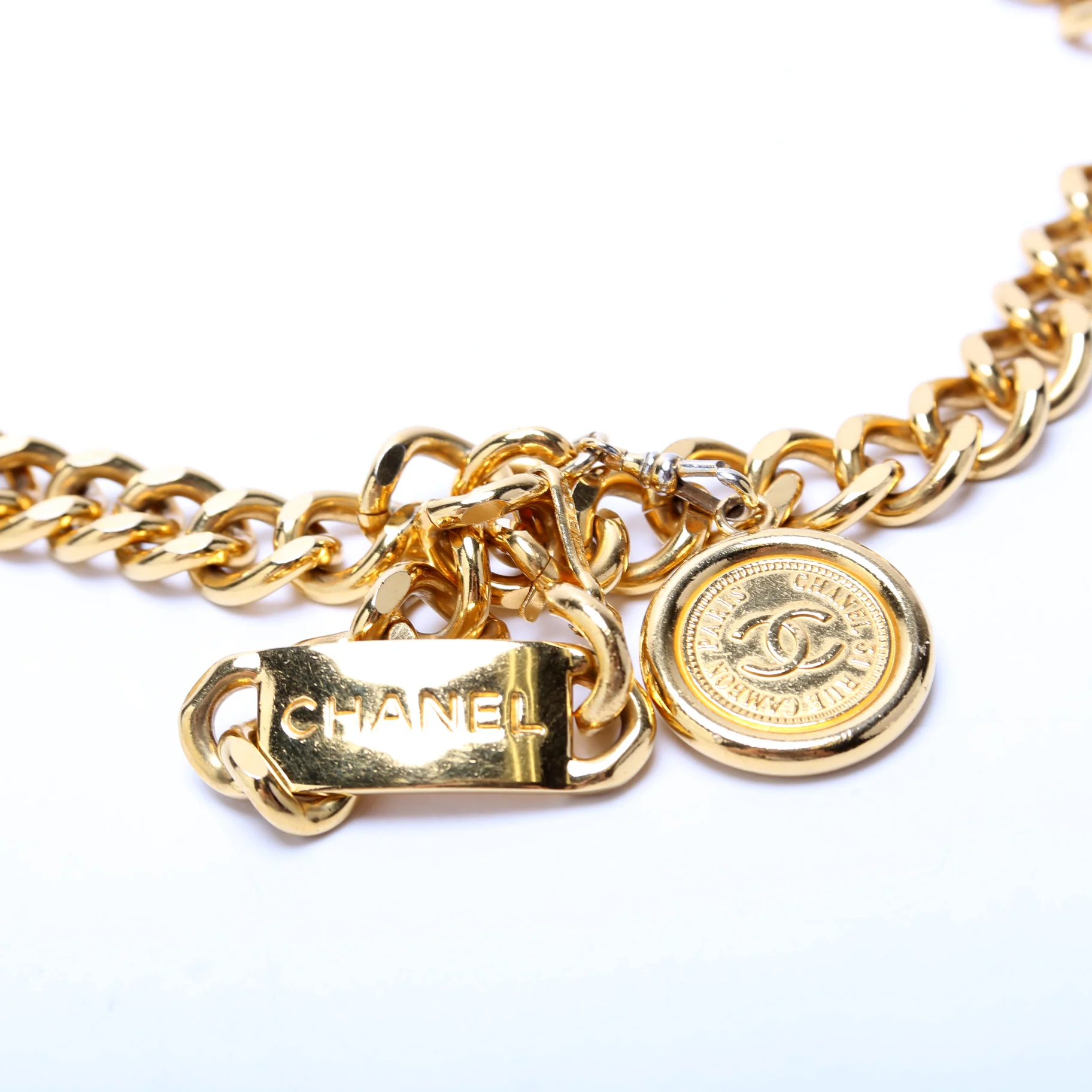Logo ID/Medallion Chain Vintage Belt - Image 2