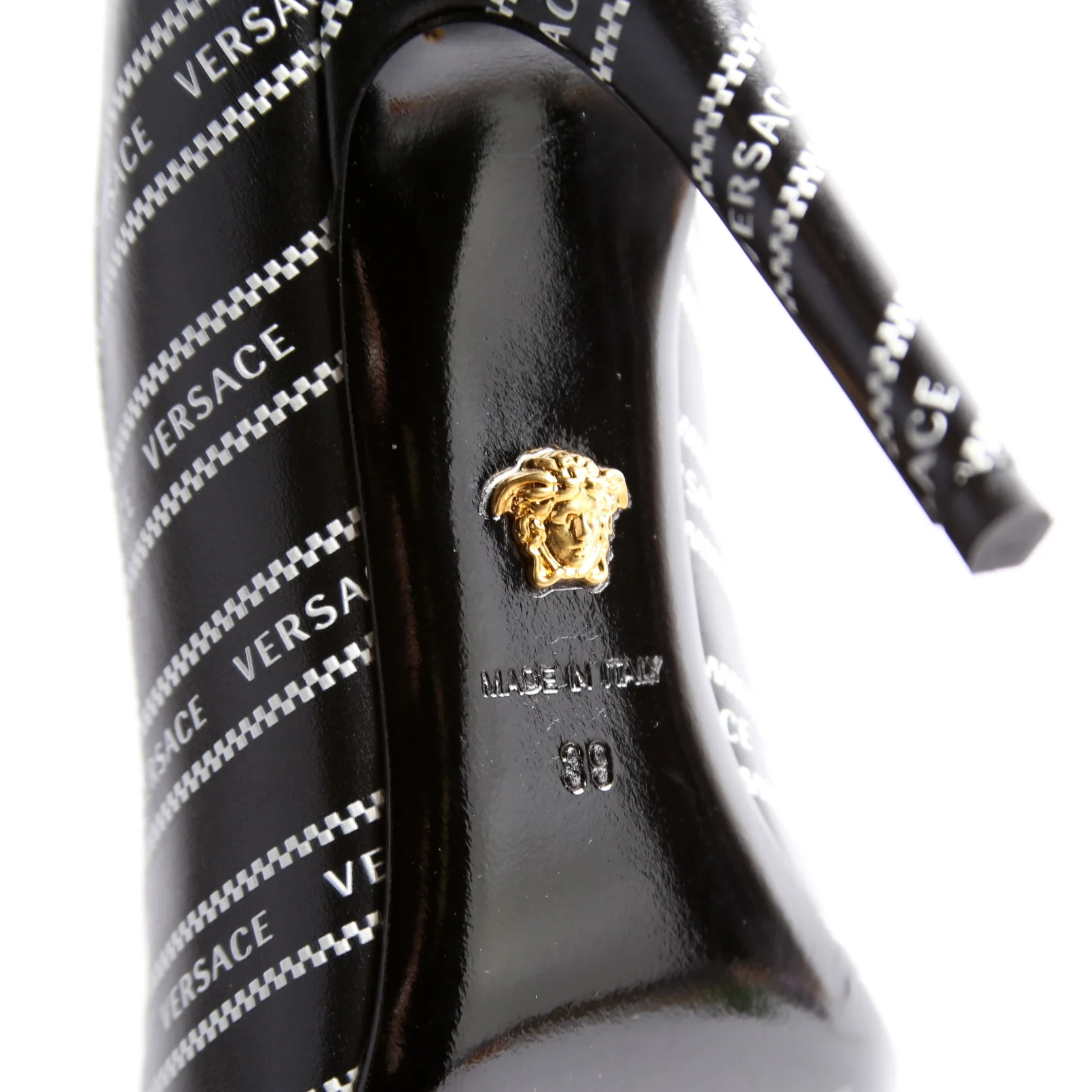 Logo Pointed Toe Pumps Size 39 Black - Image 7