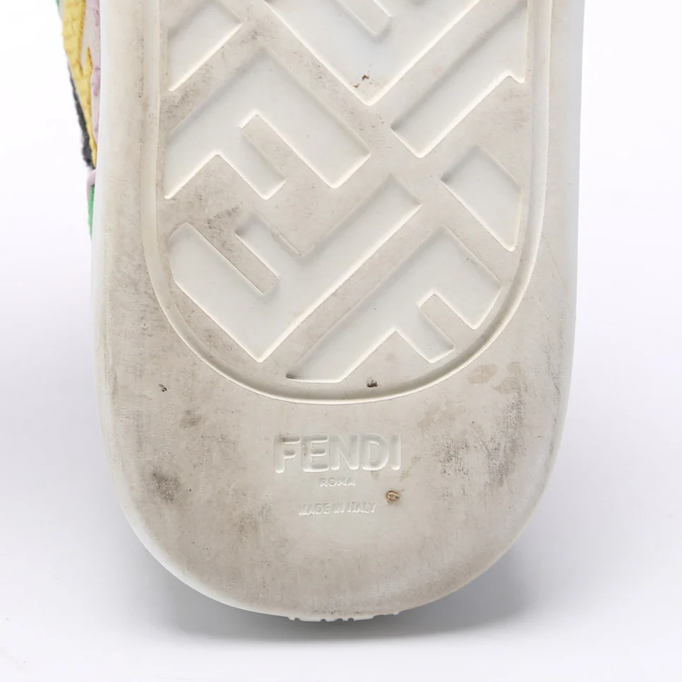 Logo Sneakers Size 39 - Image 8