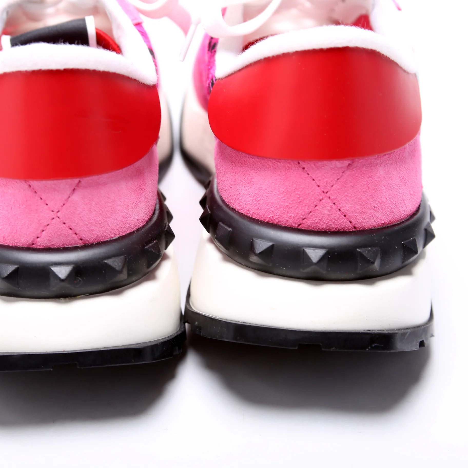 Logo Sneakers Size 39 - Image 5