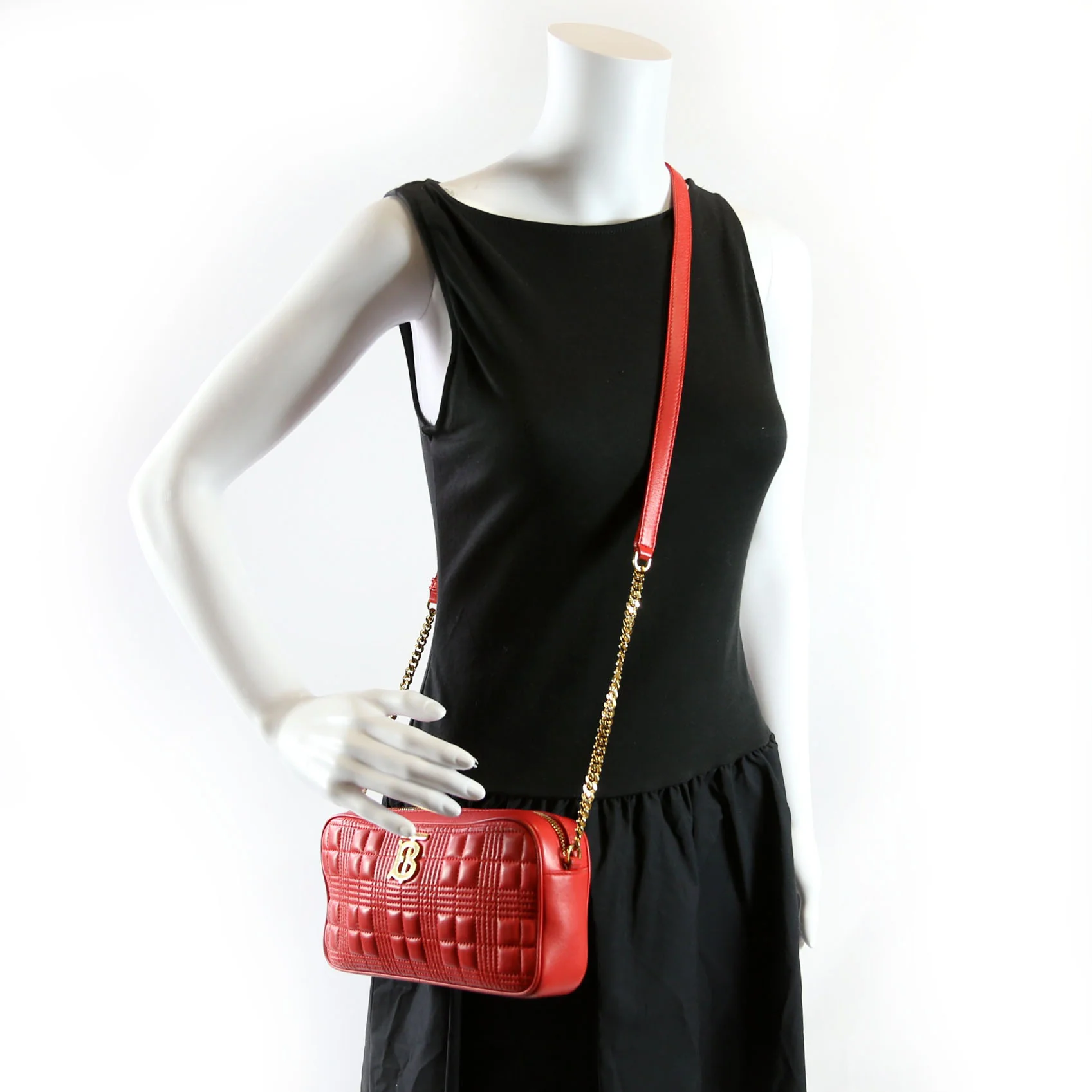 Lola Small Camera Bag Quilted Leather Red - Image 14