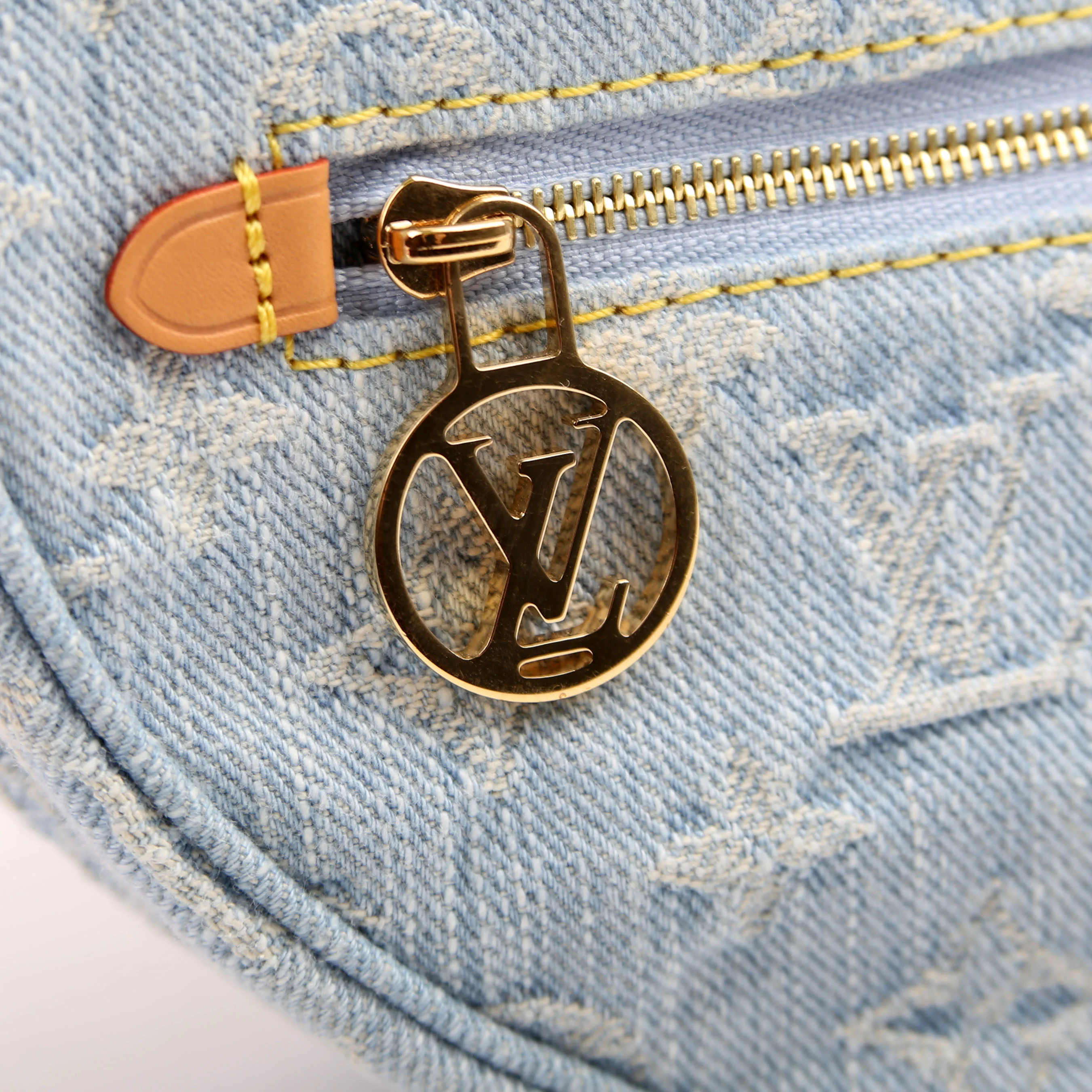Loop Denim - Image 7