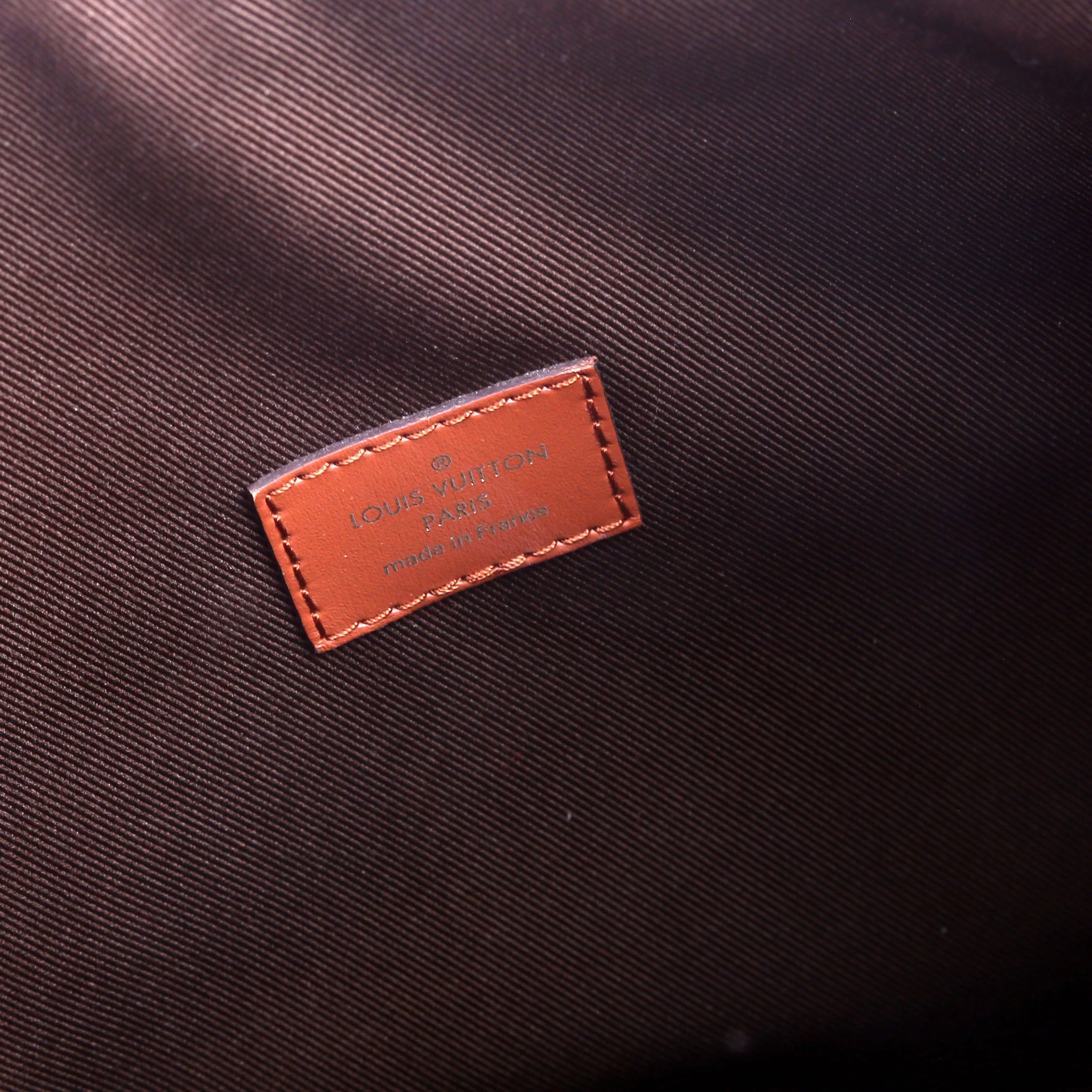 Loop Hobo Reverse Monogram - Image 8