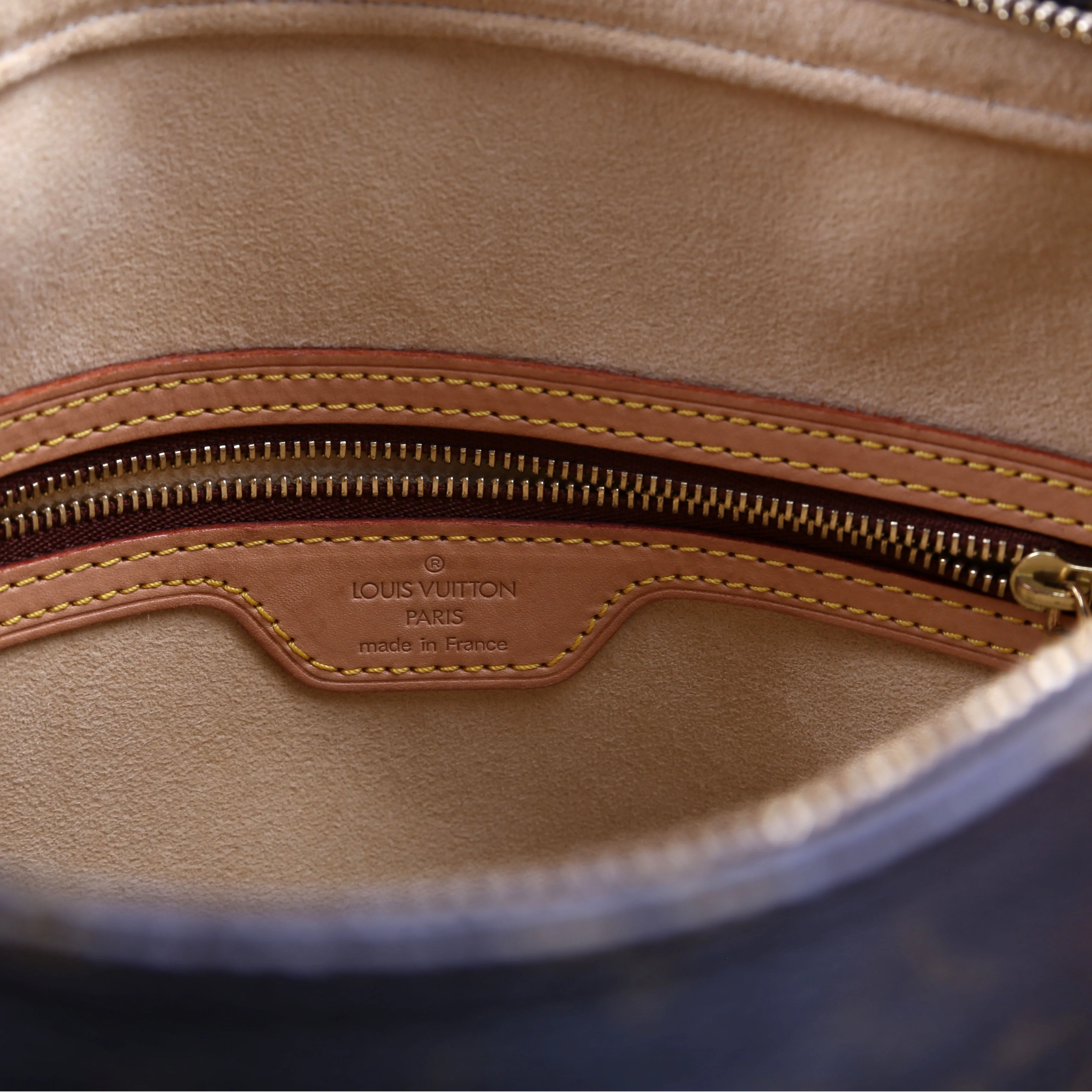 Looping GM Monogram - Image 8