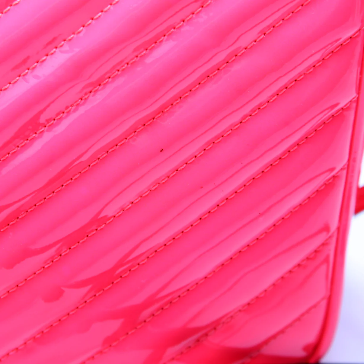 Lou Camera Bag 574494 Pink - Image 6