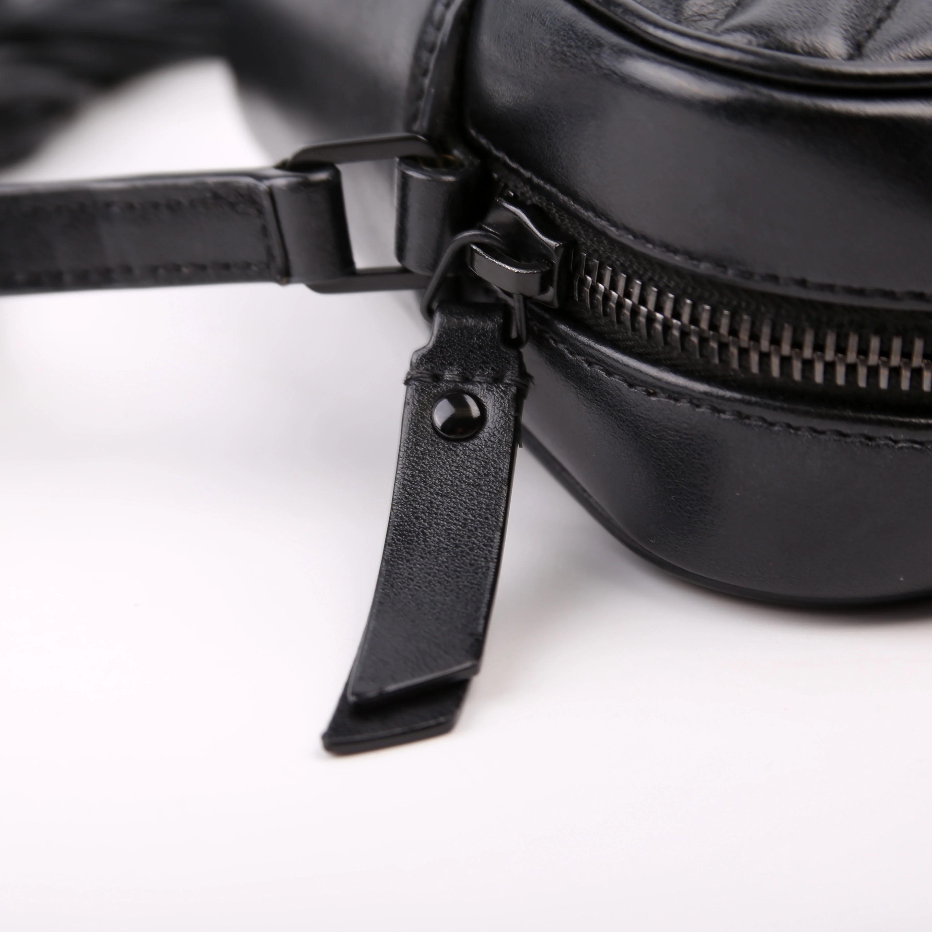 Lou Camera Bag Black - Image 12