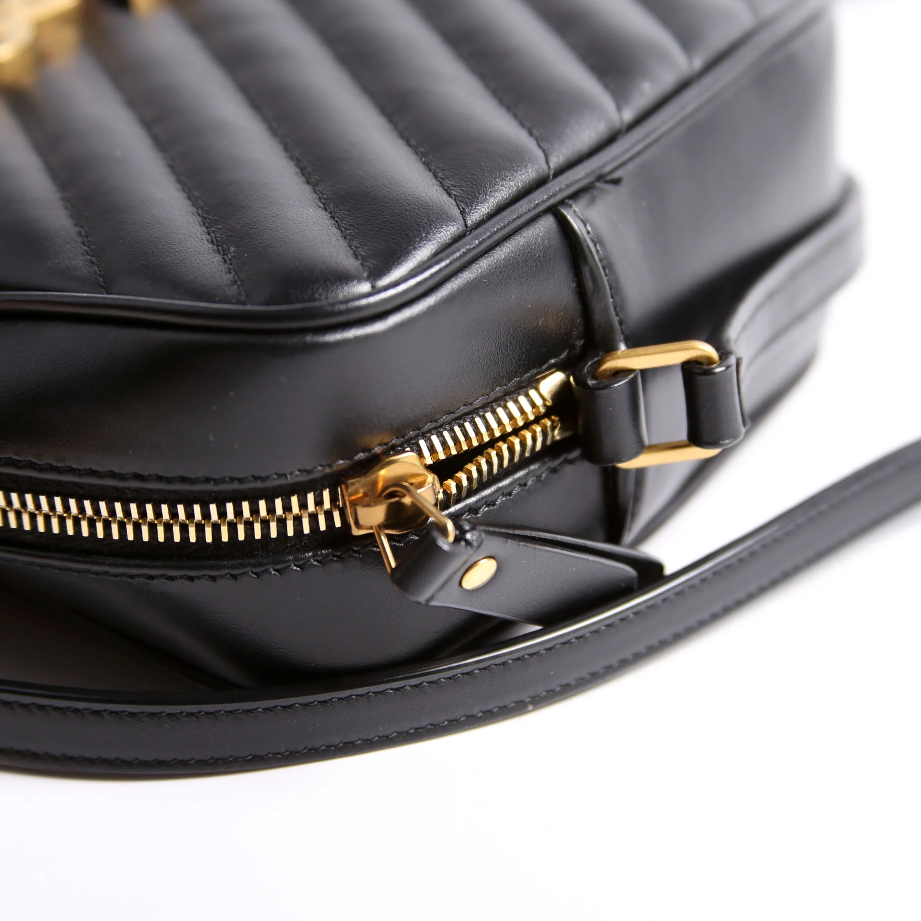 Lou Camera Bag Chevron 715232 Black - Image 9