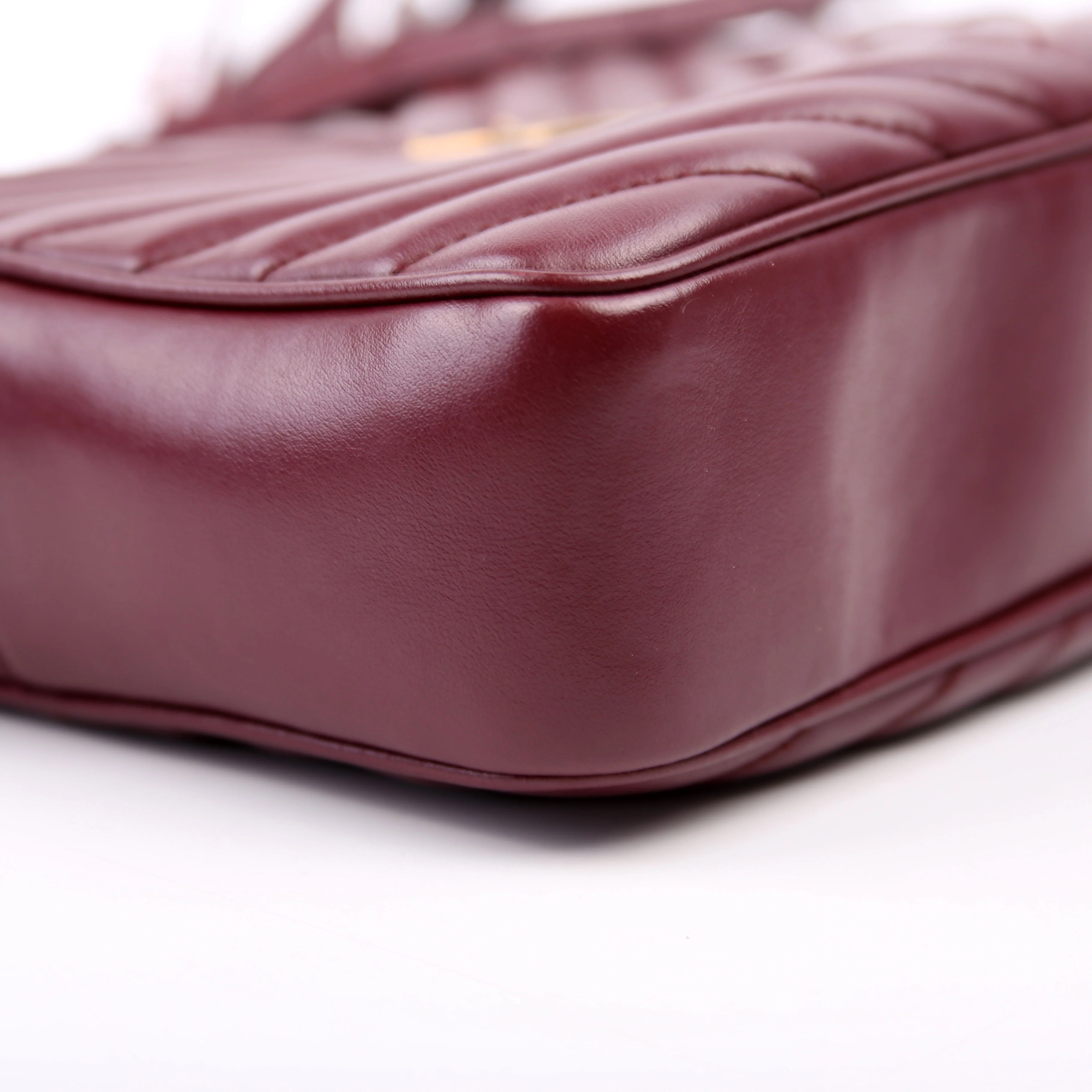 Lou Camera Bag Quilted Burgundy - Image 6