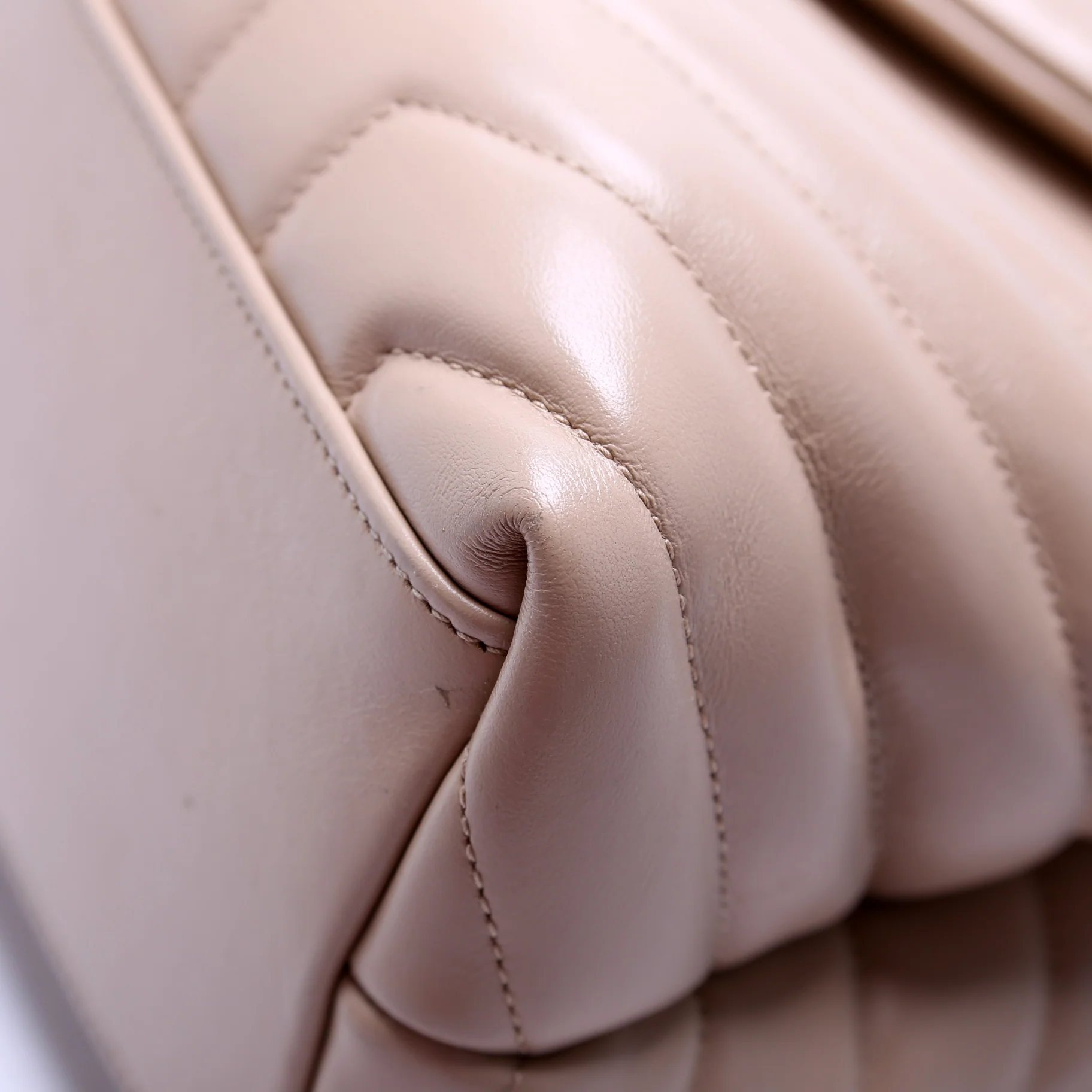Loulou Medium Quilted - Image 6