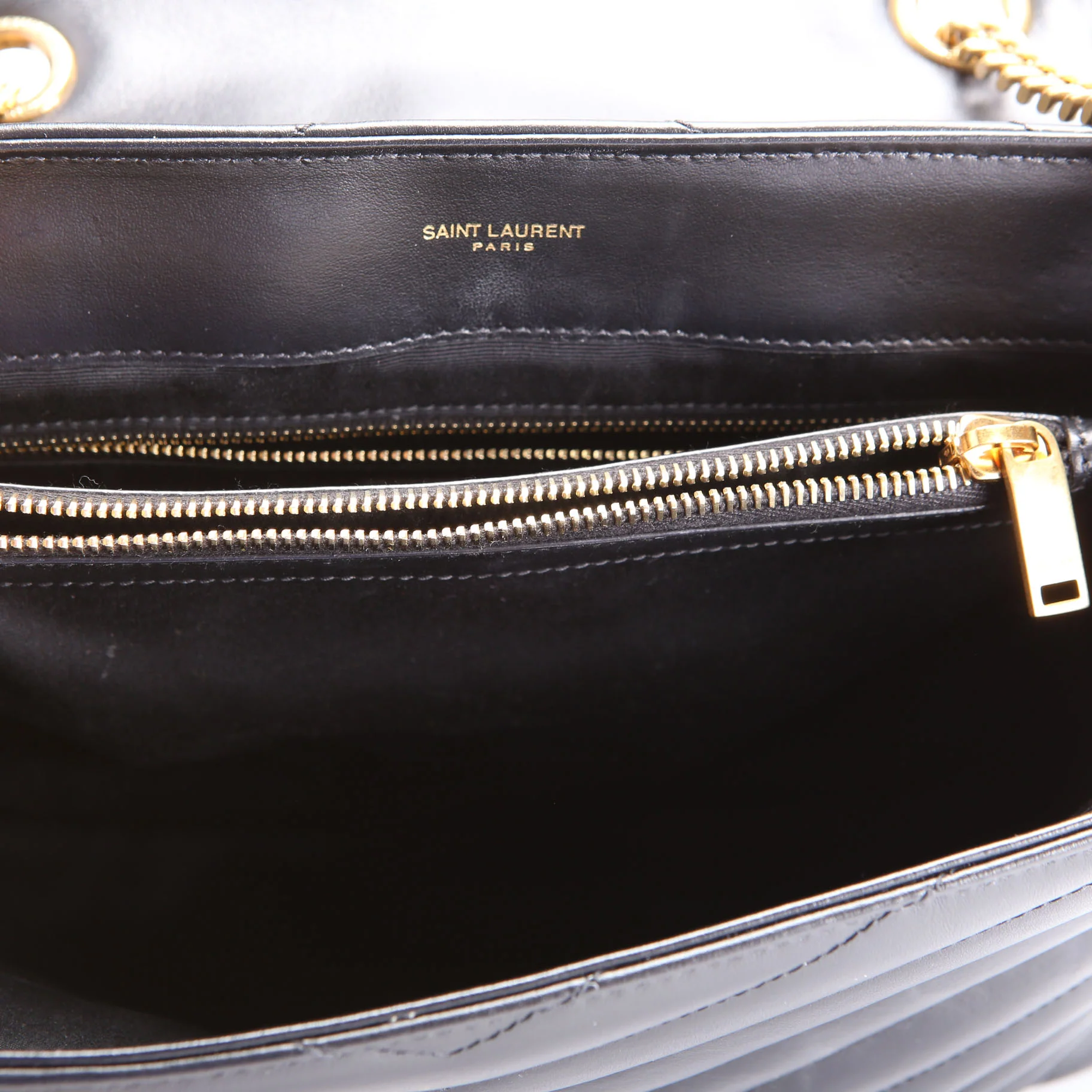 Loulou Medium Quilted Black/Gold - Image 14