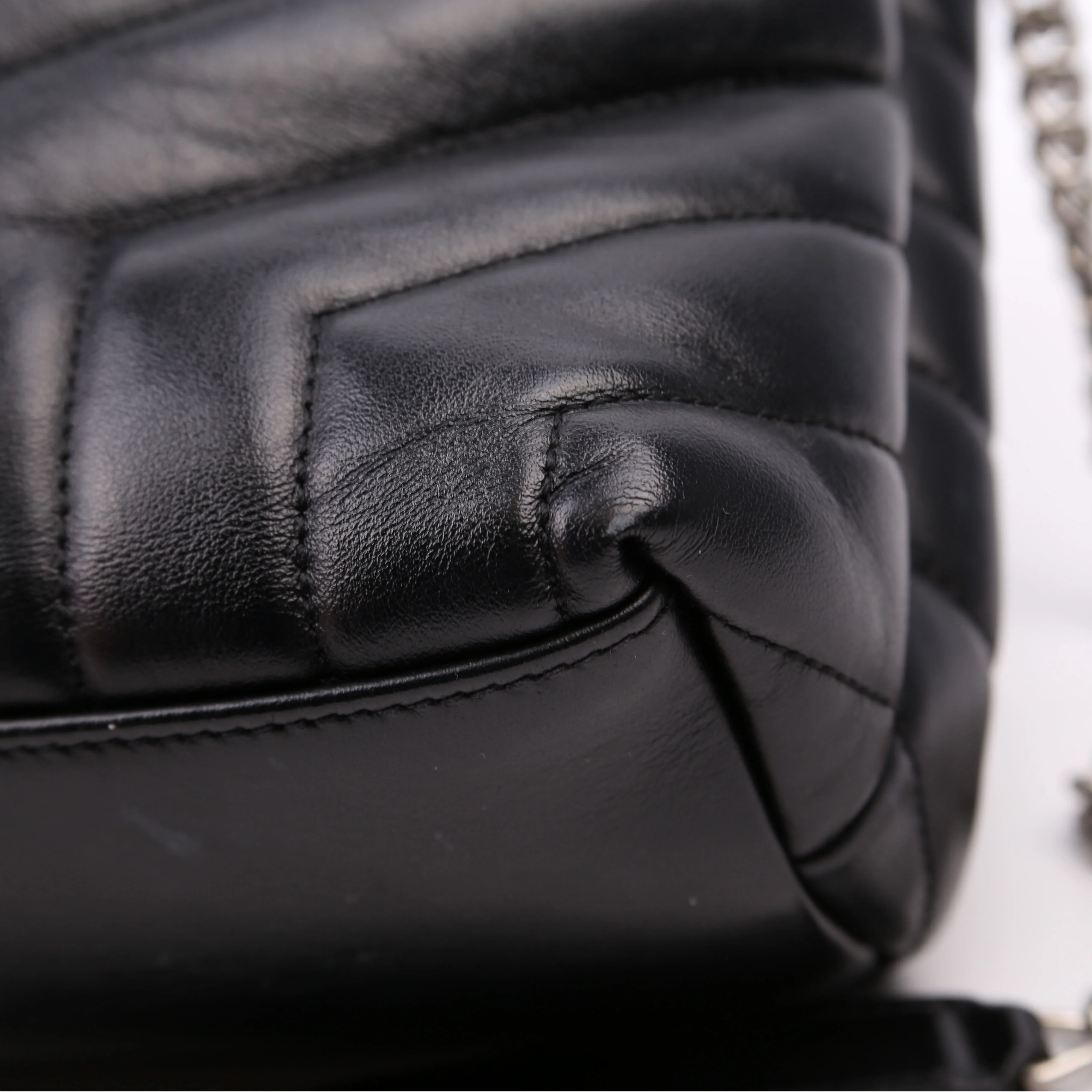 Loulou Satchel Medium Black 487216 - Image 9