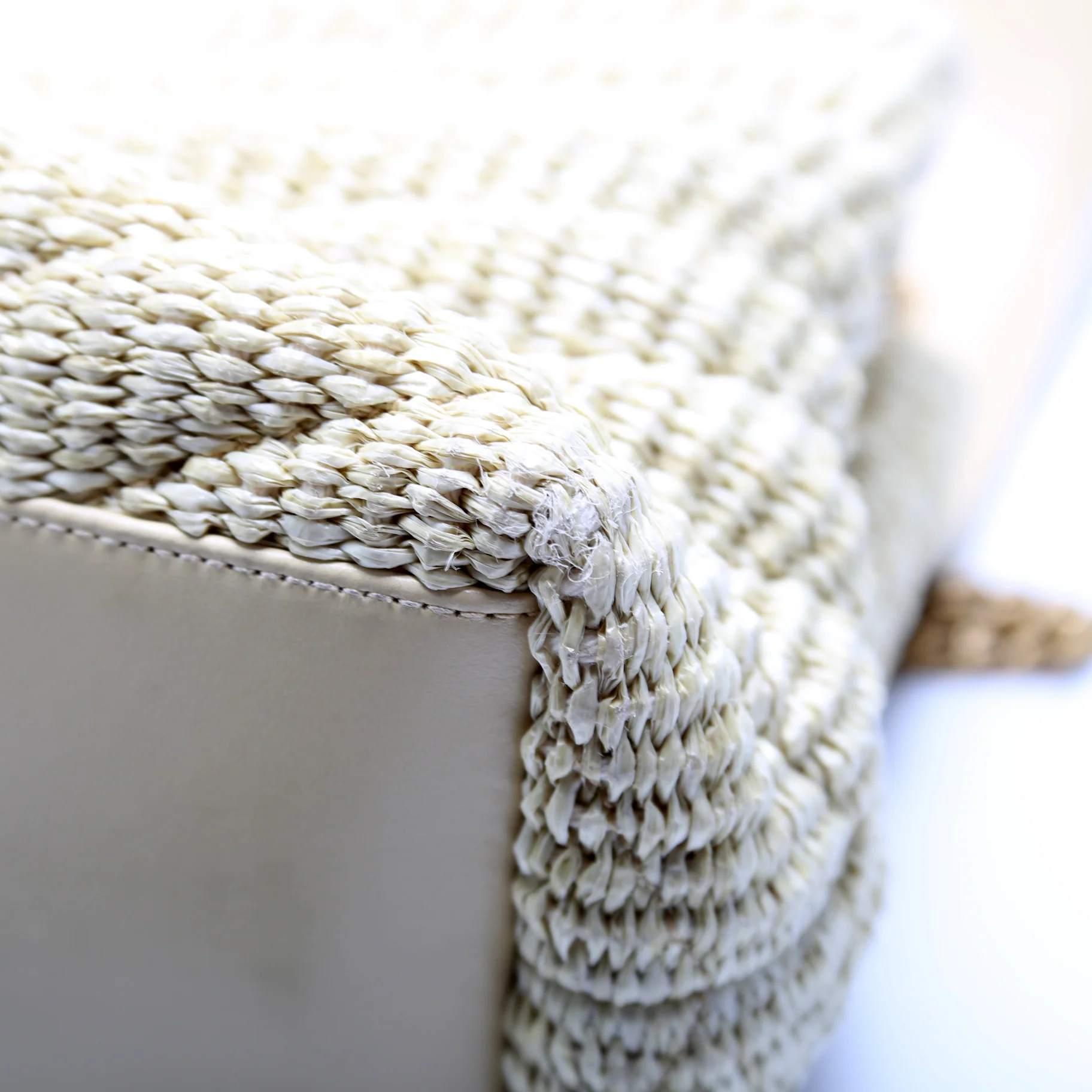 Loulou Satchel Medium Raffia - Image 11