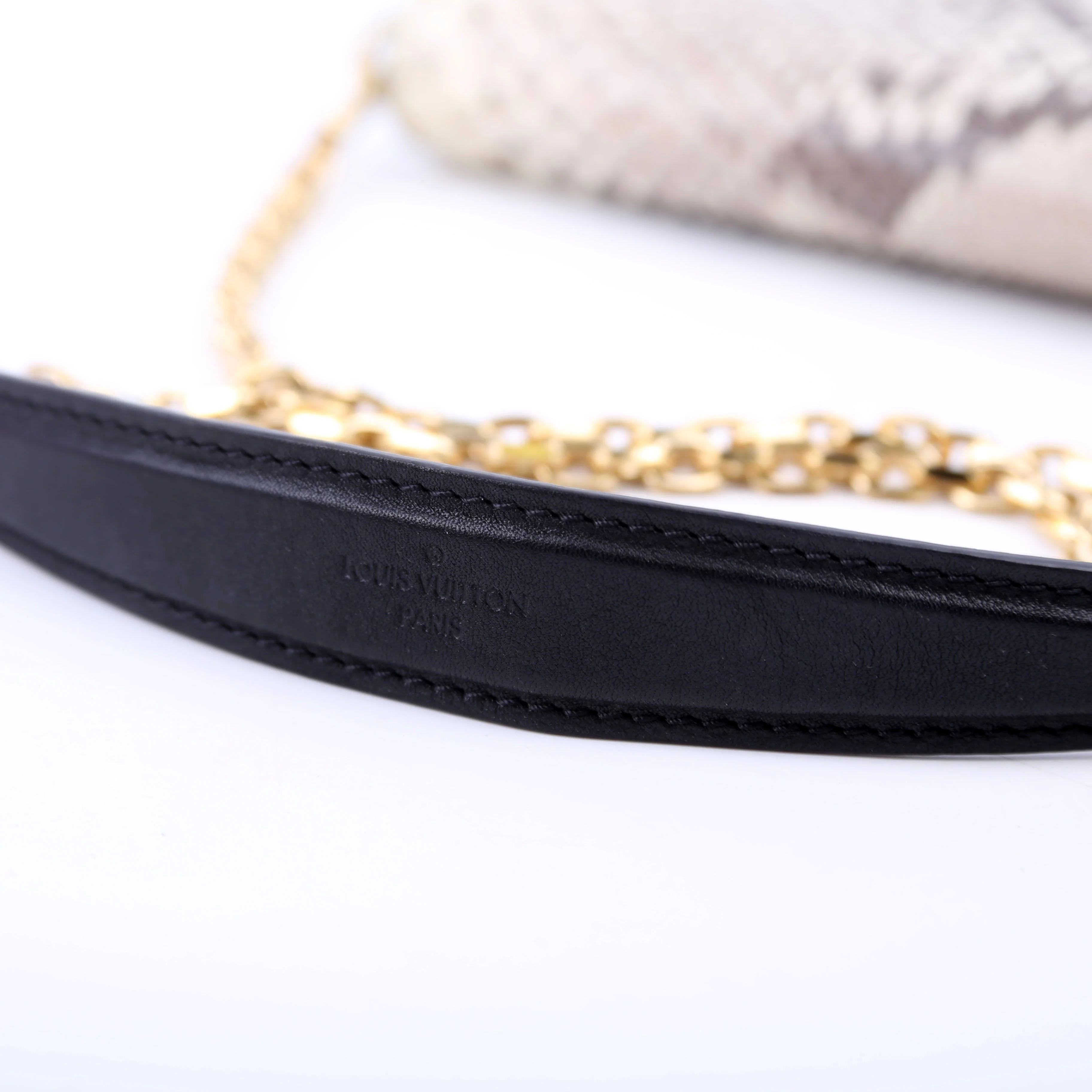 Love Note Chain Clutch Calfskin - Image 12