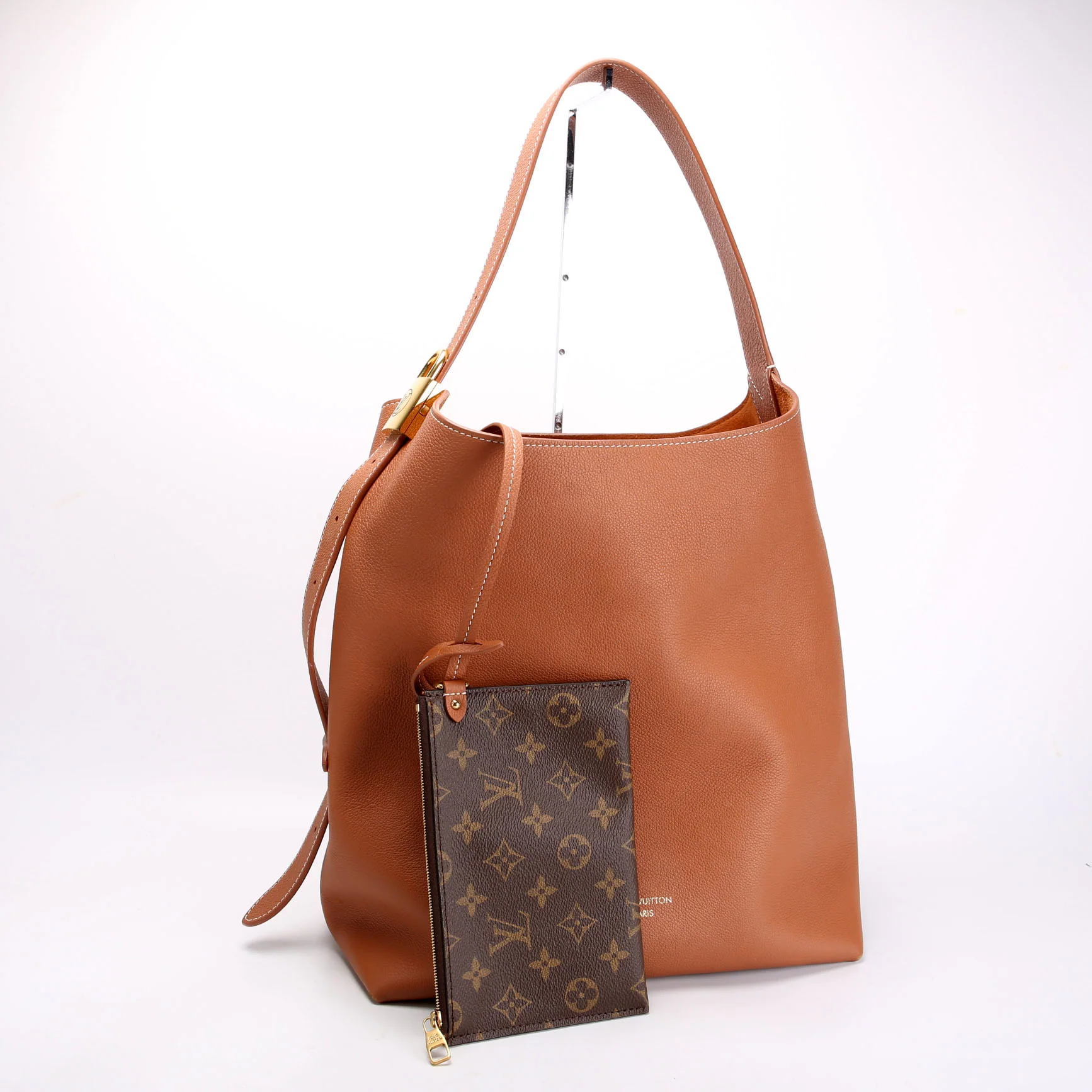 Low Key Hobo MM Calfskin Brown - Image 2