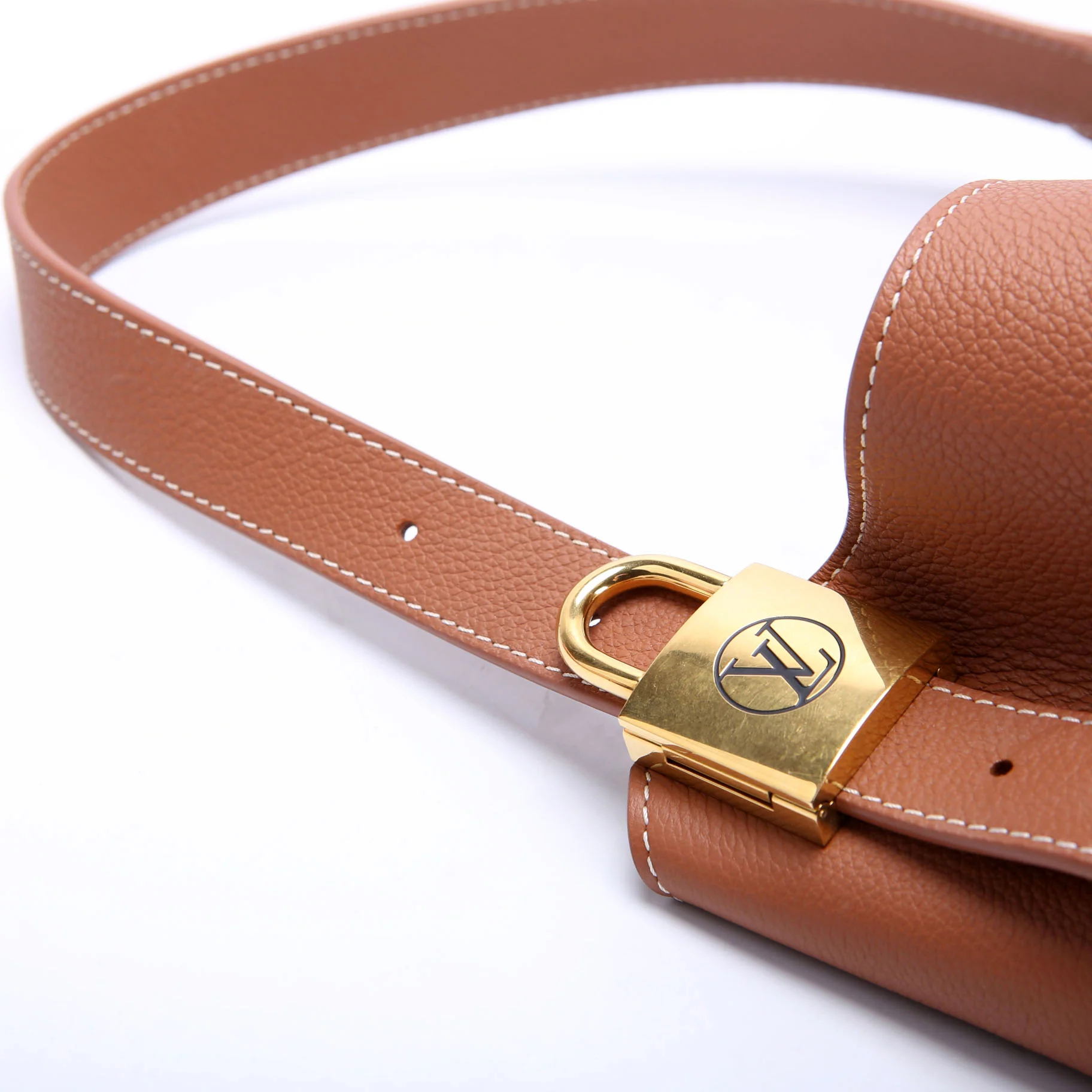 Low Key Hobo MM Calfskin Brown - Image 9