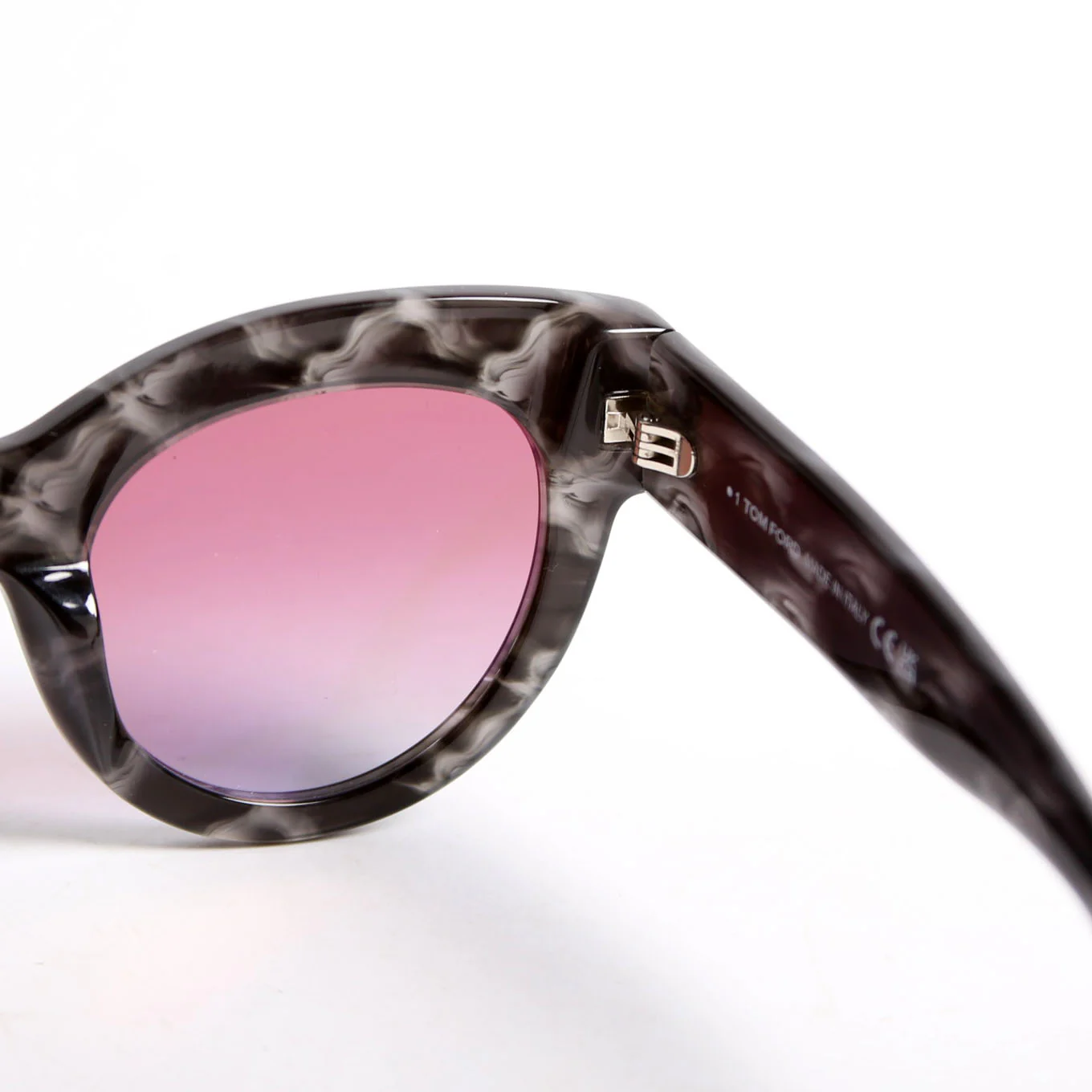 Lucilla TF1063 Cat Eye Sunglasses Black - Image 7
