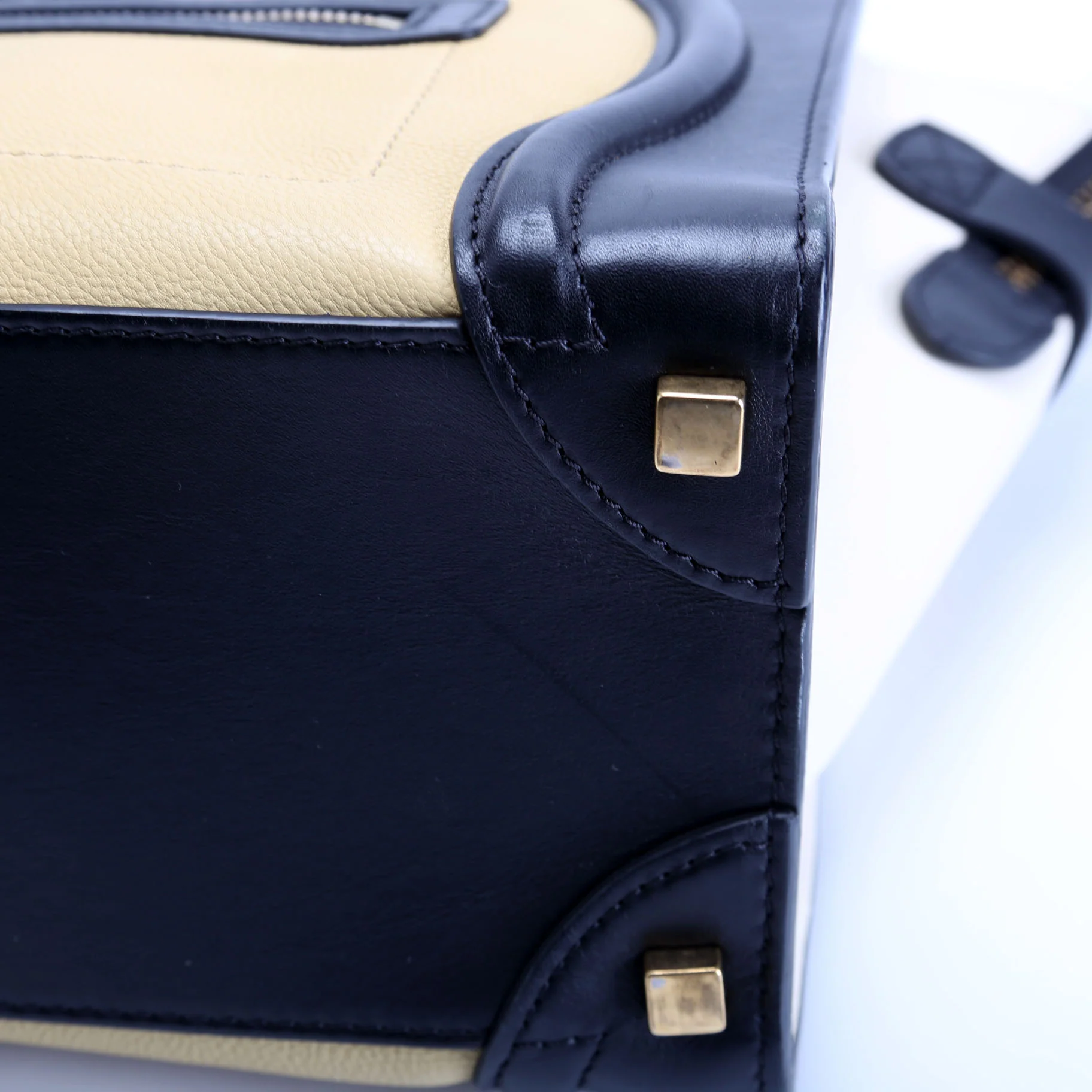 Luggage Micro - Image 6