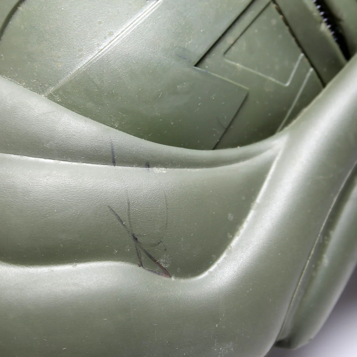 LV Archlight Sneaker Boot Rubber Size 41 Green - Image 9
