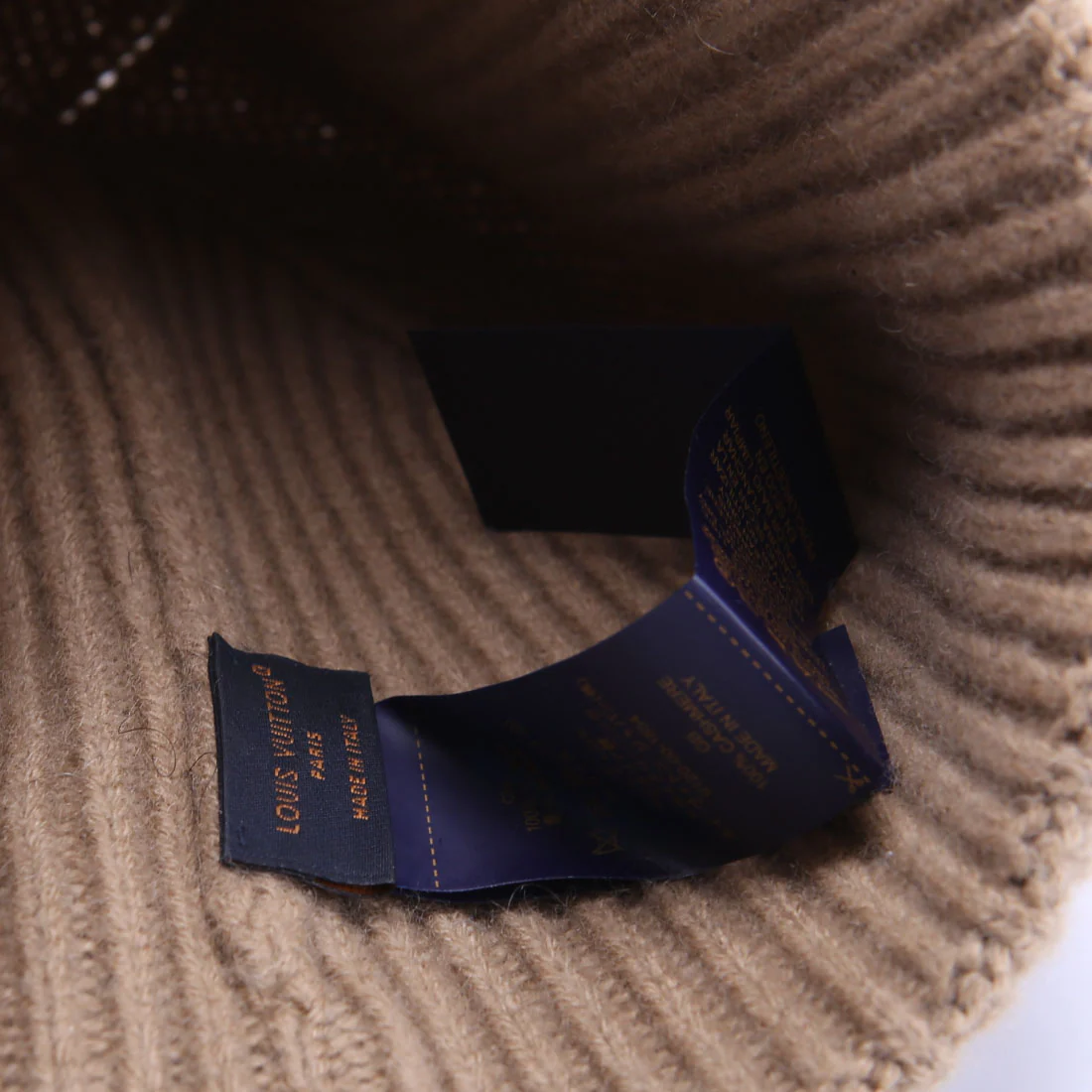 LV Dual Beanie Cashmere Tan - Image 5