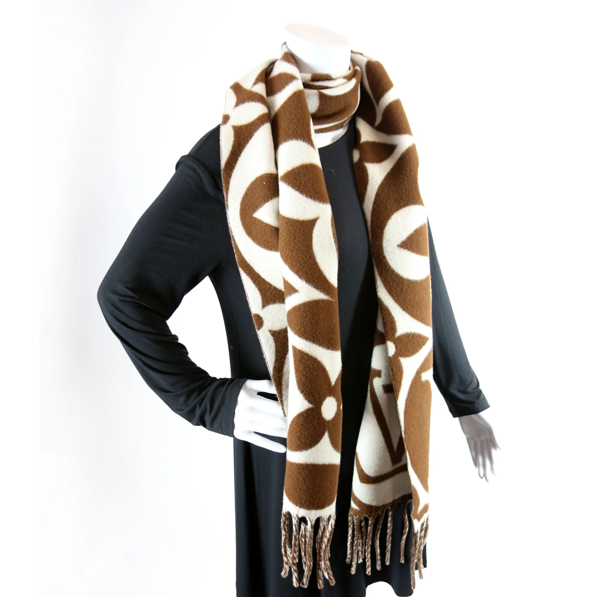 LV Medallion Wool Scarf Brown - Image 5