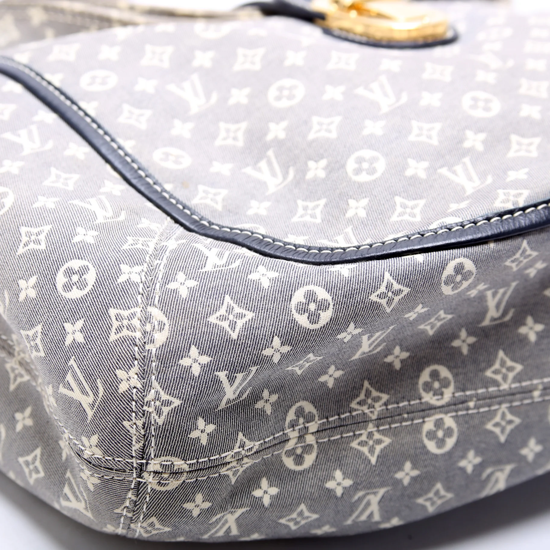 LV Romance Shoulder Idylle - Image 5