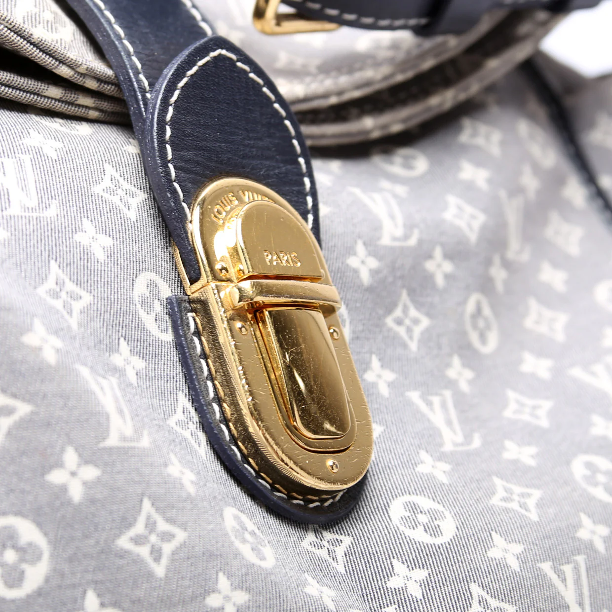 LV Romance Shoulder Idylle - Image 6
