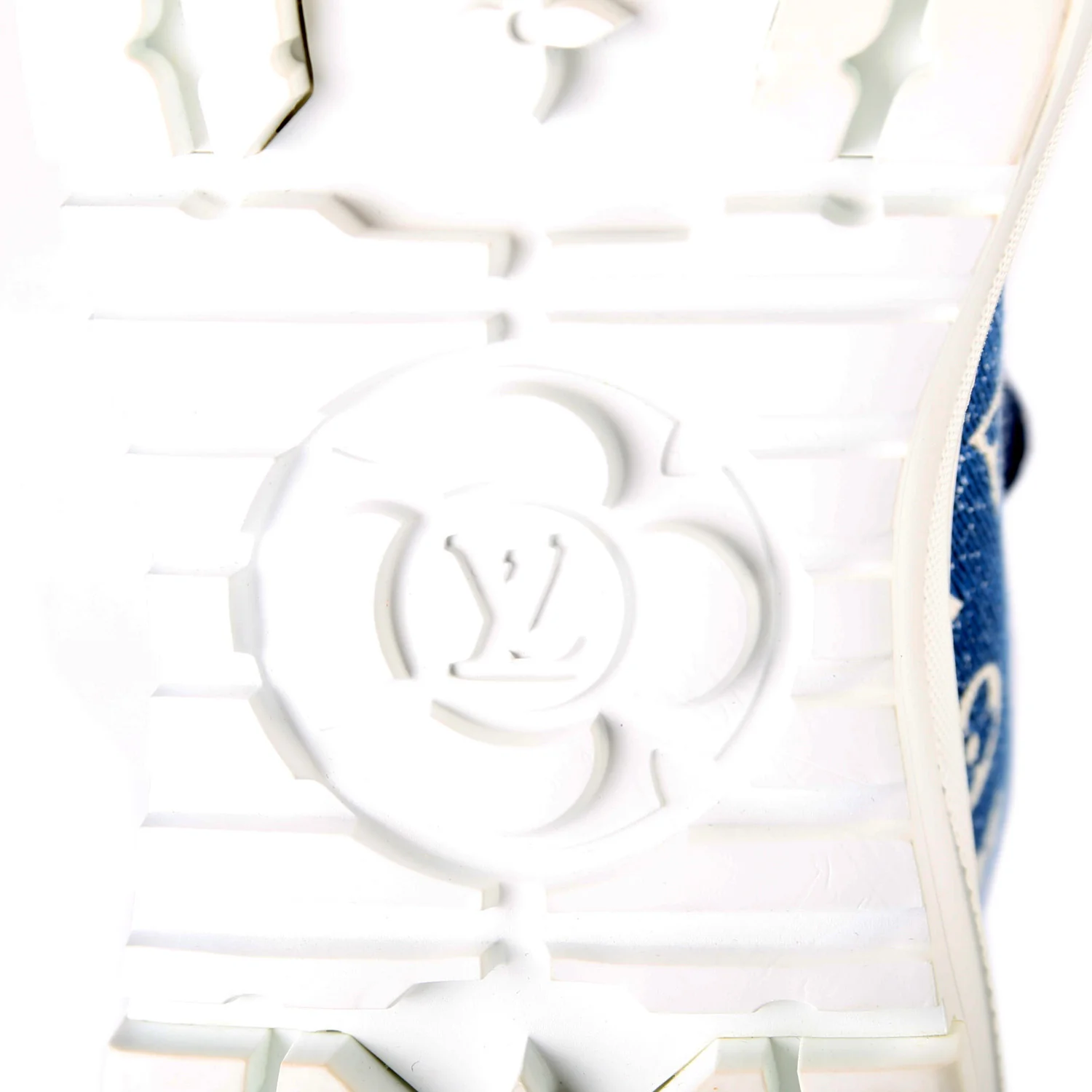 LV Squad Hightop Sneakers Size 38.5 - Image 7