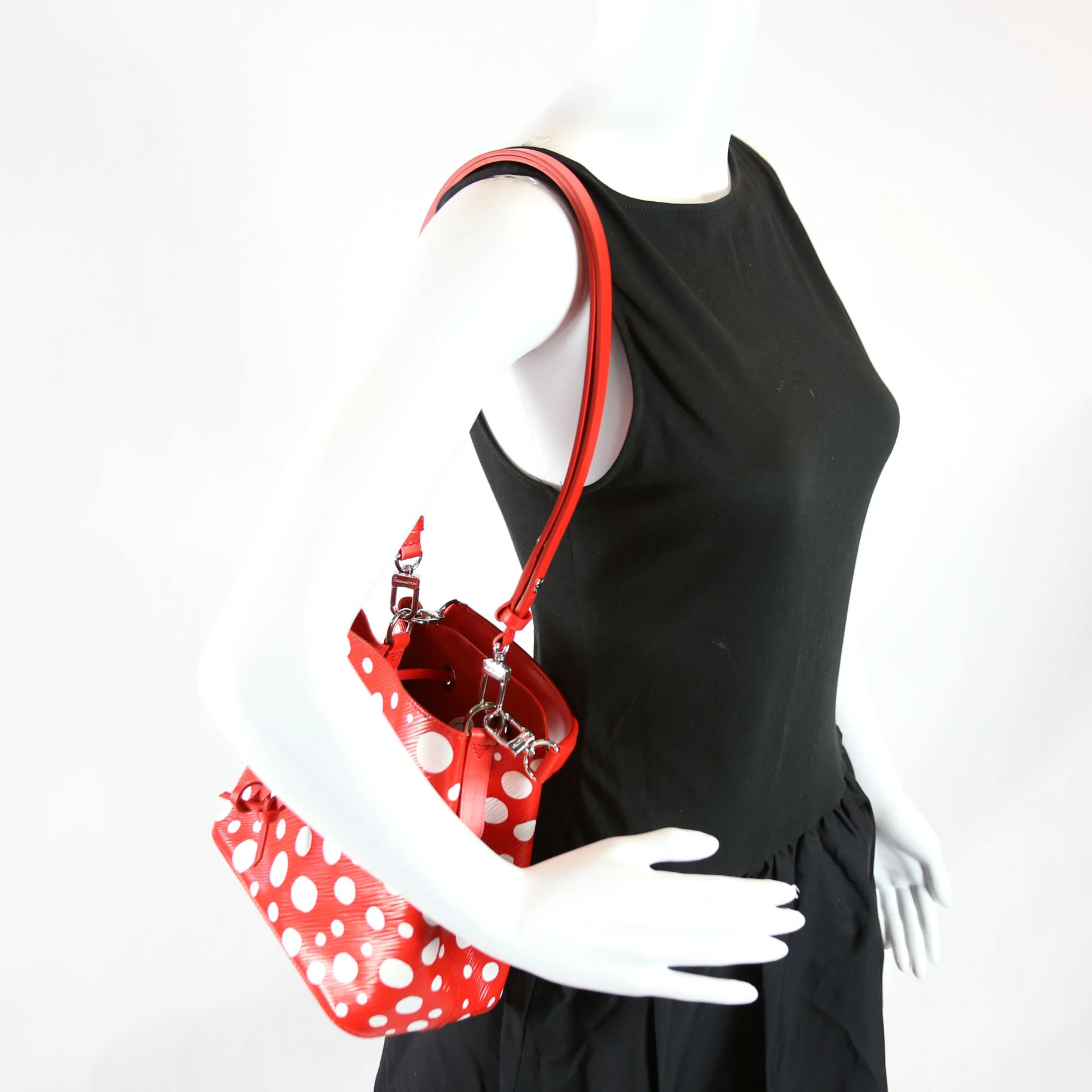 LV X YK Neonoe BB Epi Dots Red - Image 9