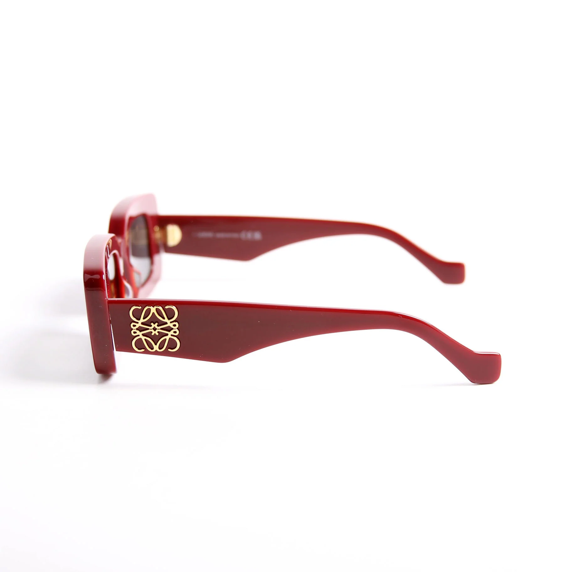 LW40101I Rectangle Acetate Sunglasses Maroon - Image 2